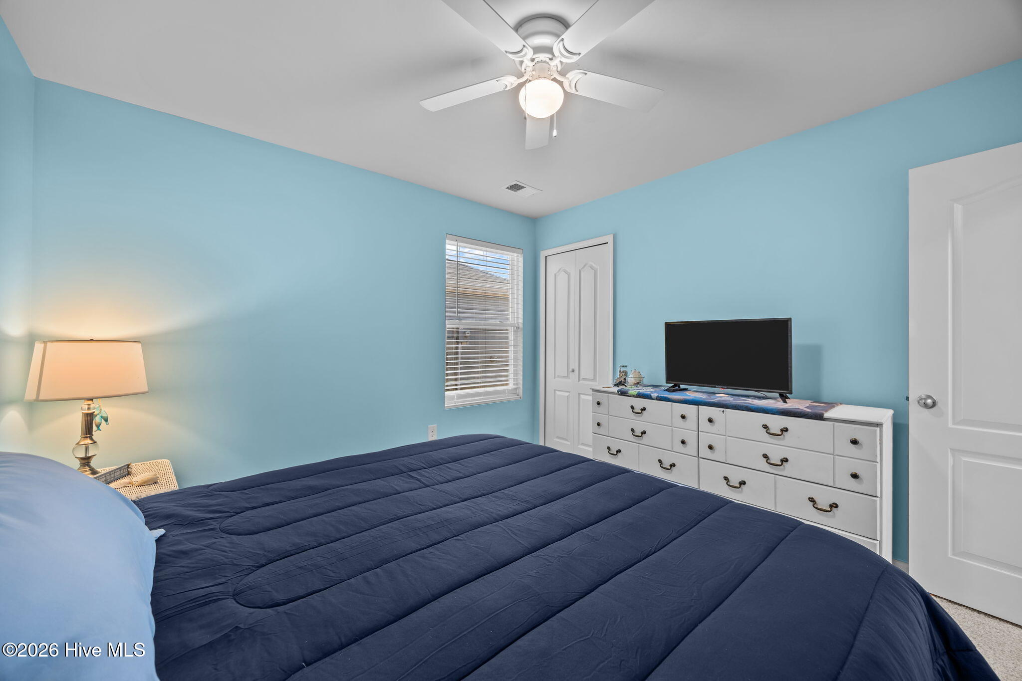 100551774 | Photo 32