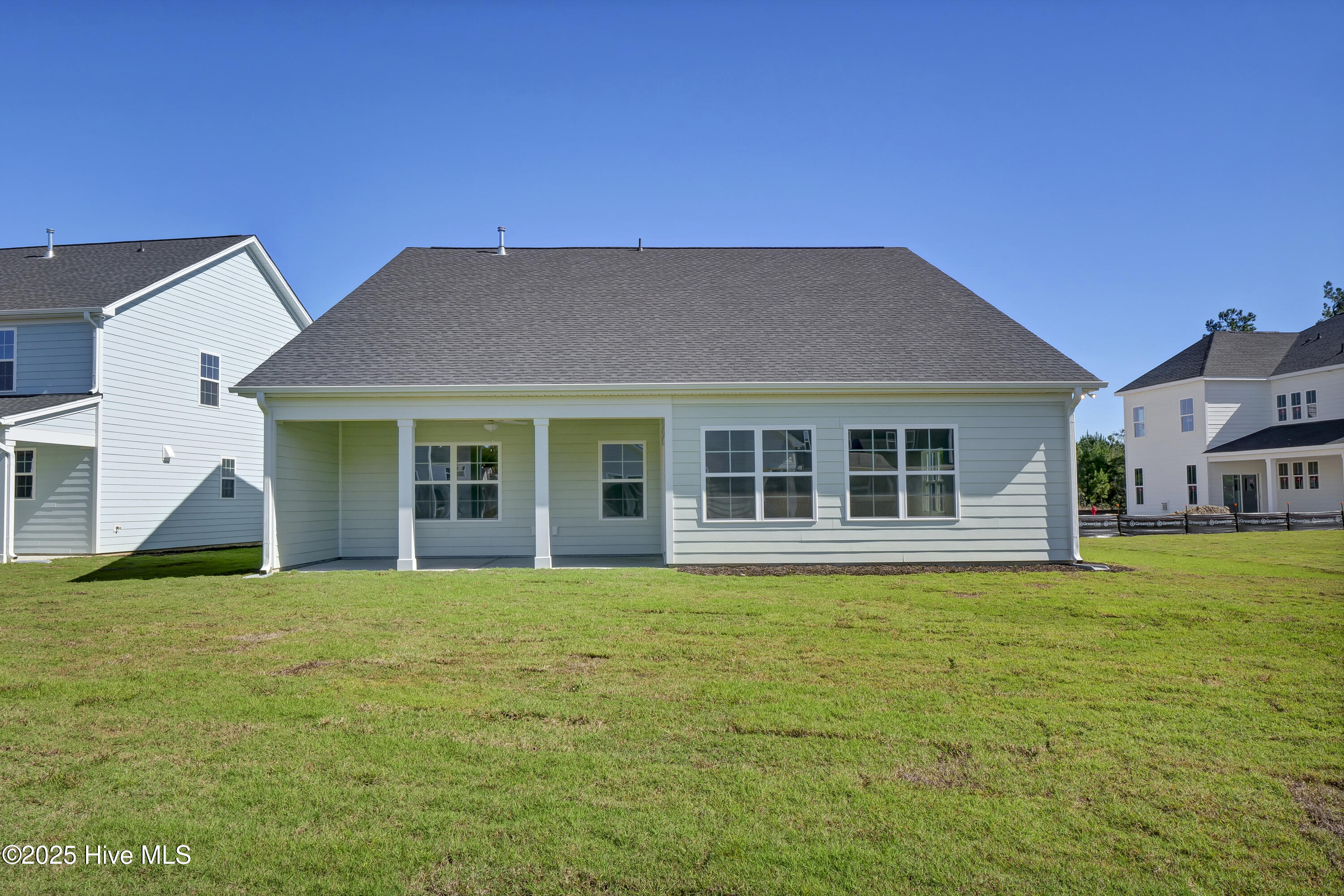 100551524 | Photo 26