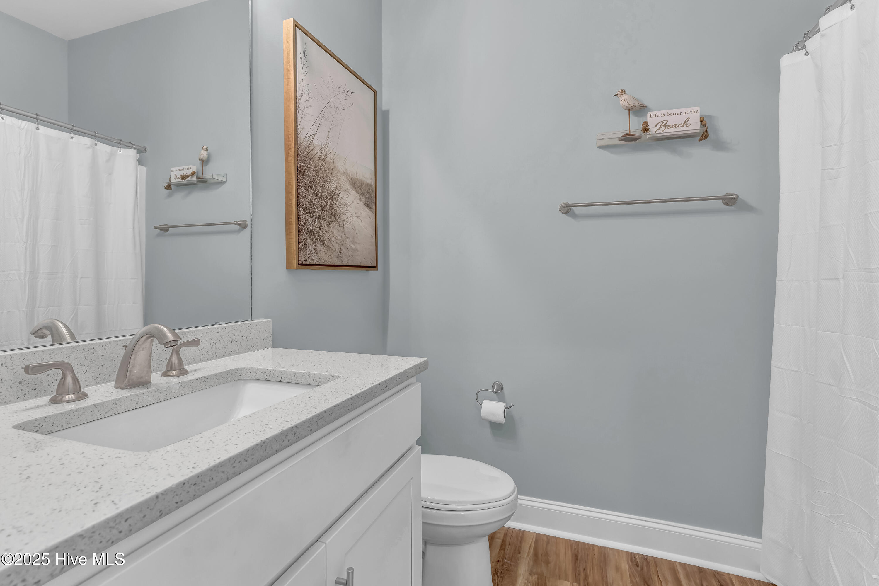 100485325 | Photo 15