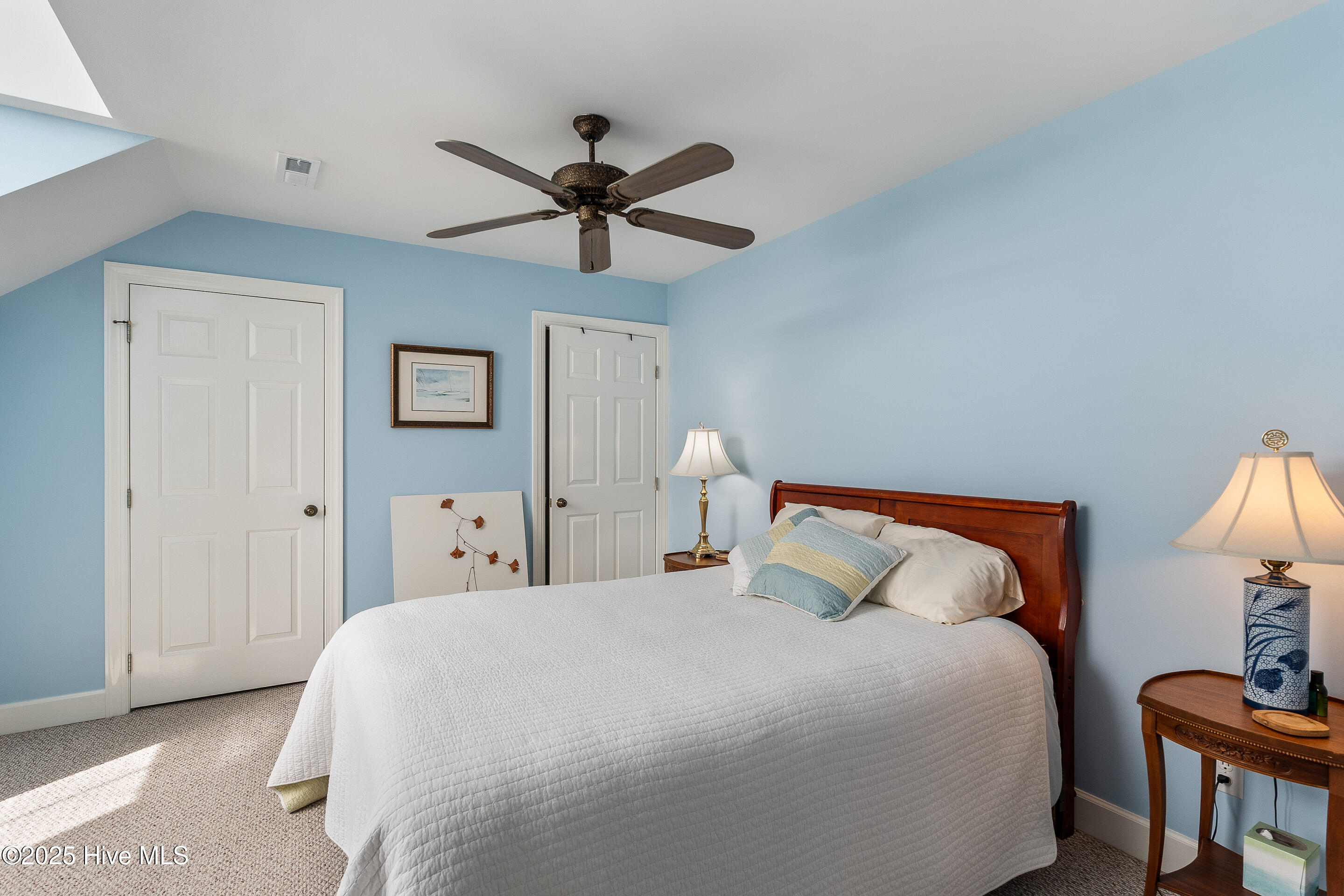 100549732 | Photo 29