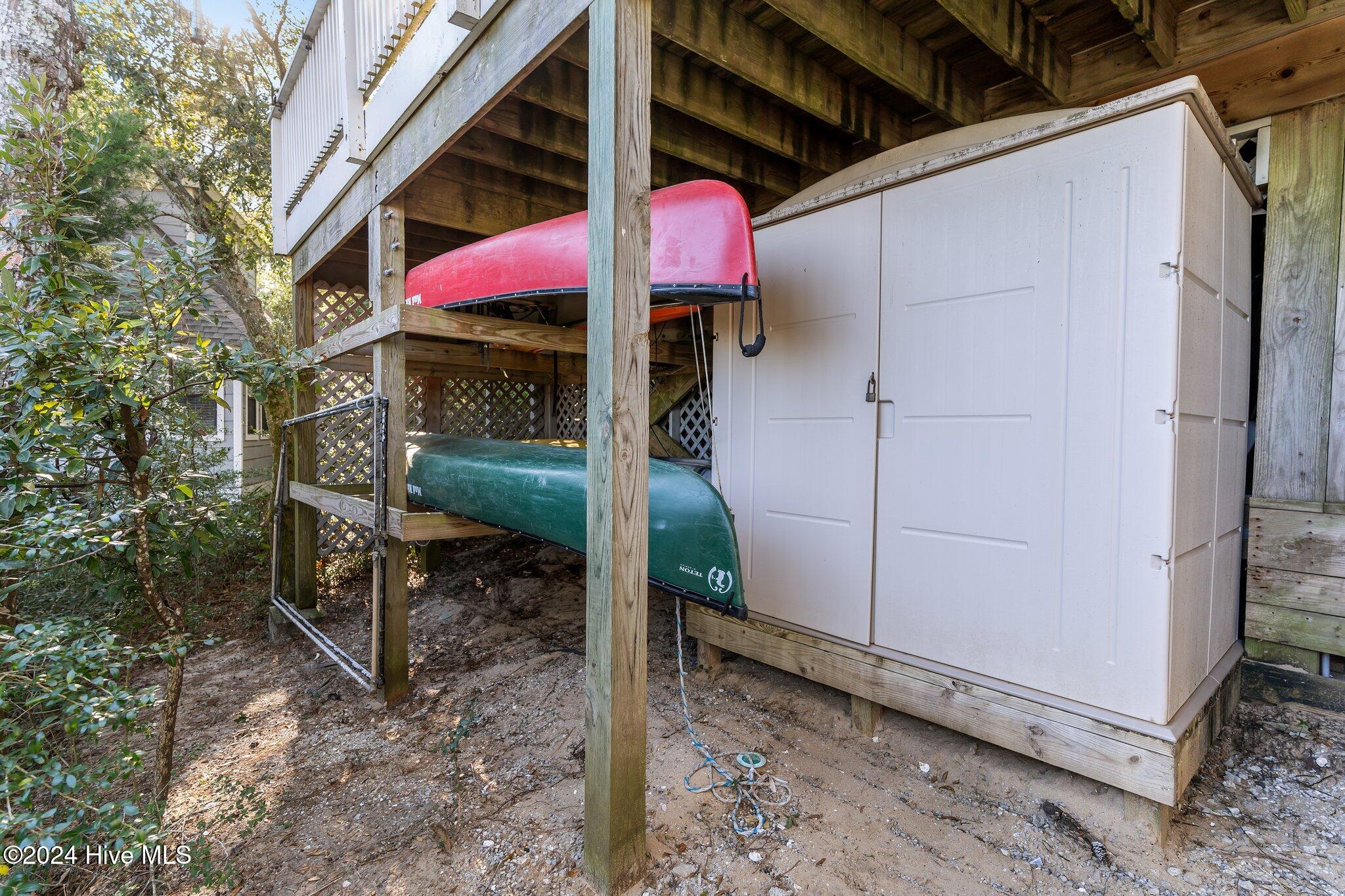 100477825 | Photo 54