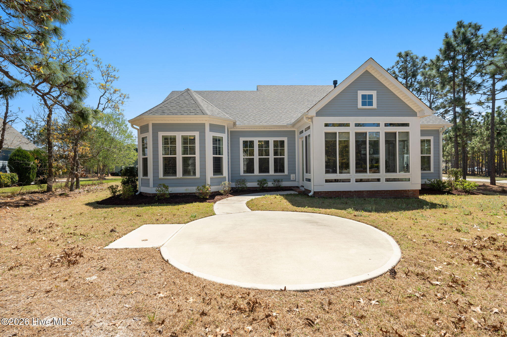 100564943 | Photo 51