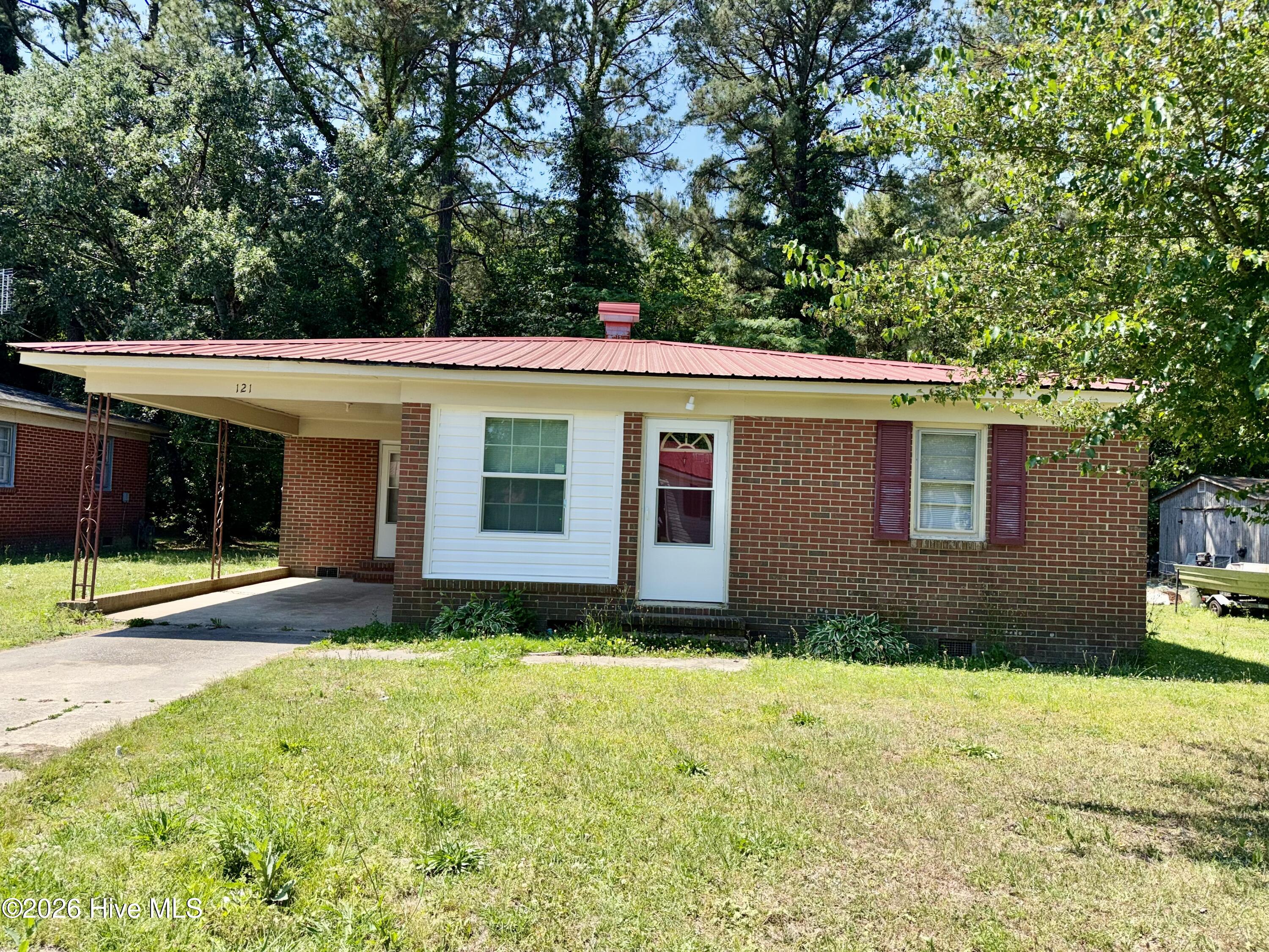 Homes for sale in Plymouth, NC | 121 Anne St, Plymouth, NC 27962 | MLS# 100575146