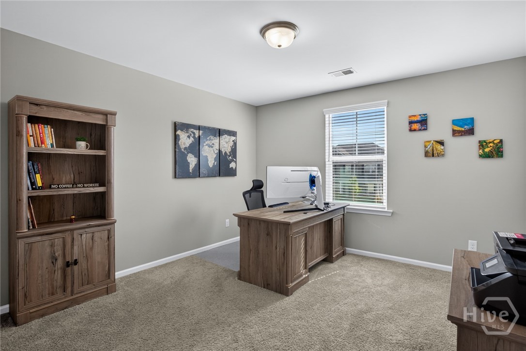 Bedroom / Flex room / Office