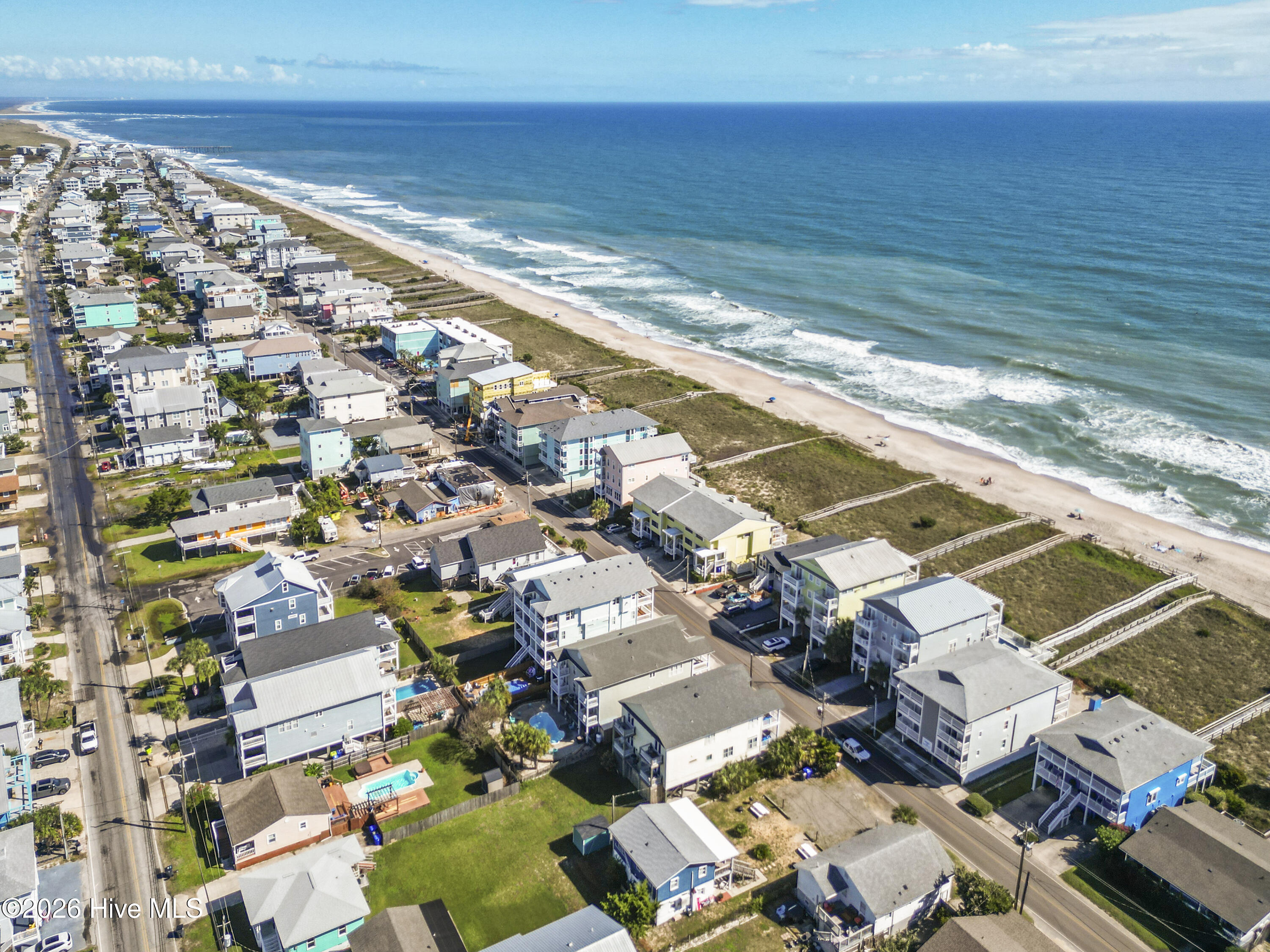 100550825 | Photo 54