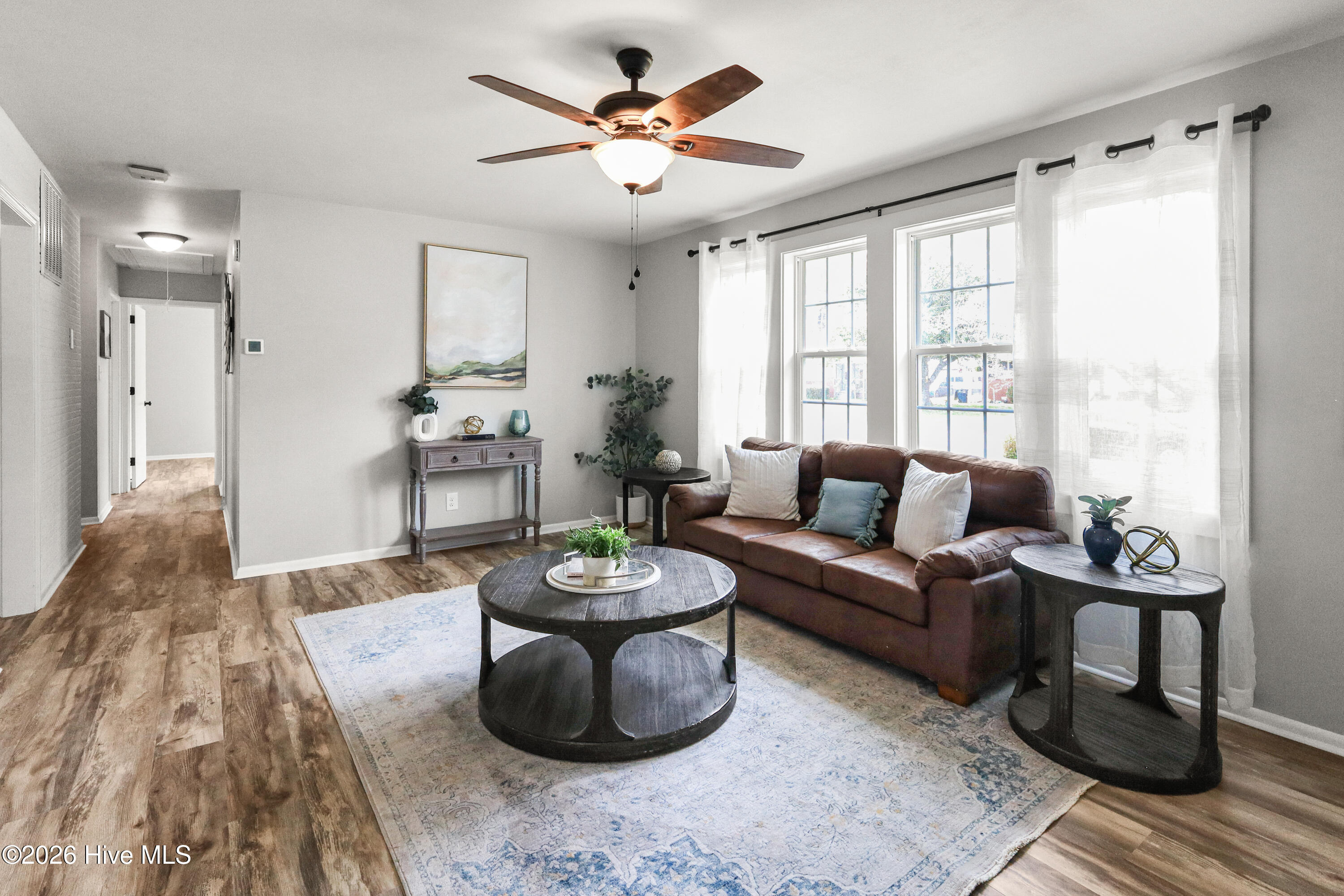 100562432 | Photo 10