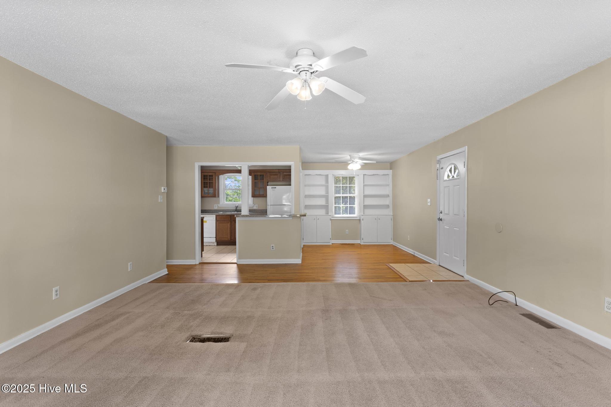 100541760 | Photo 10