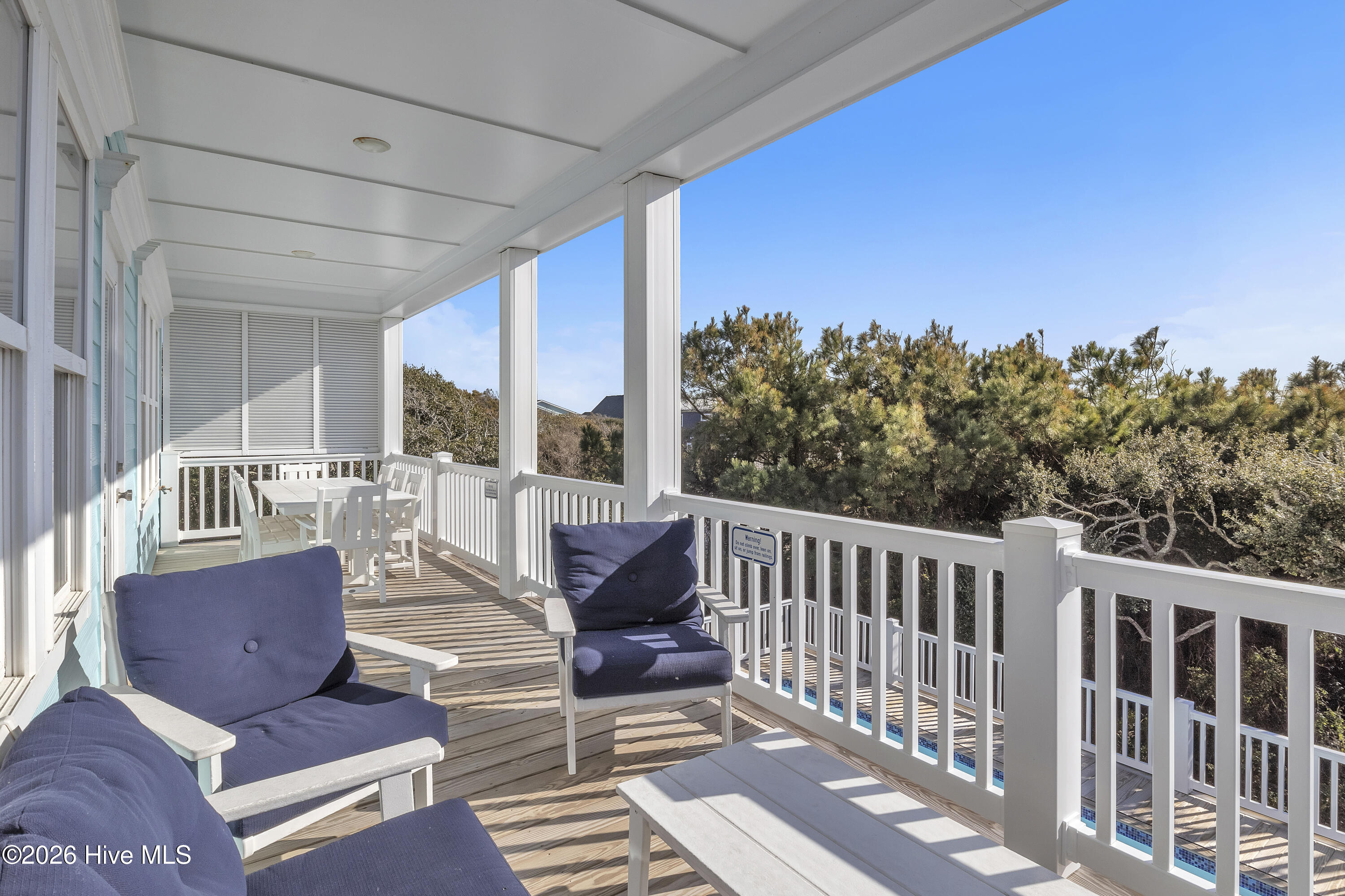 100549565 | Photo 39