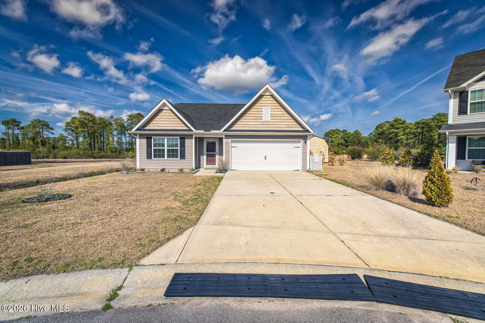 100558342 | Photo 73