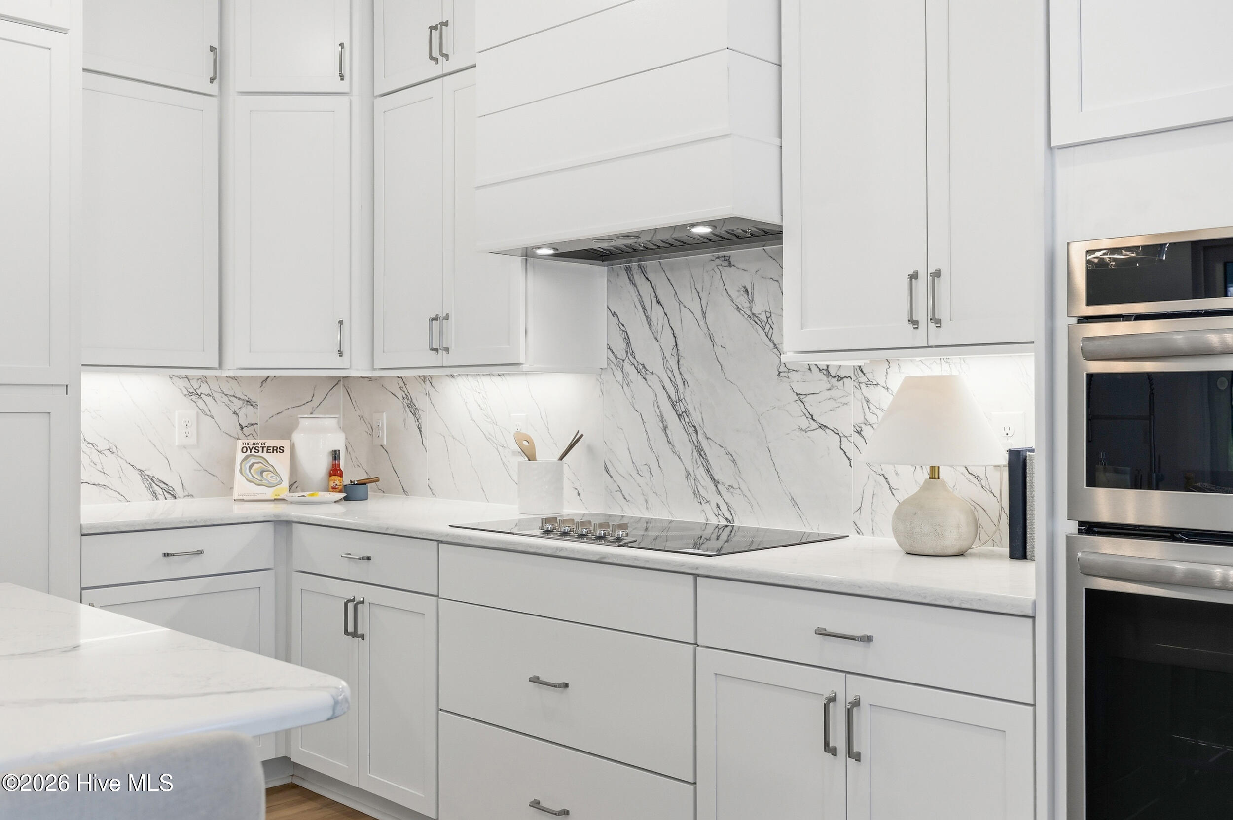 100523956 | Photo 12