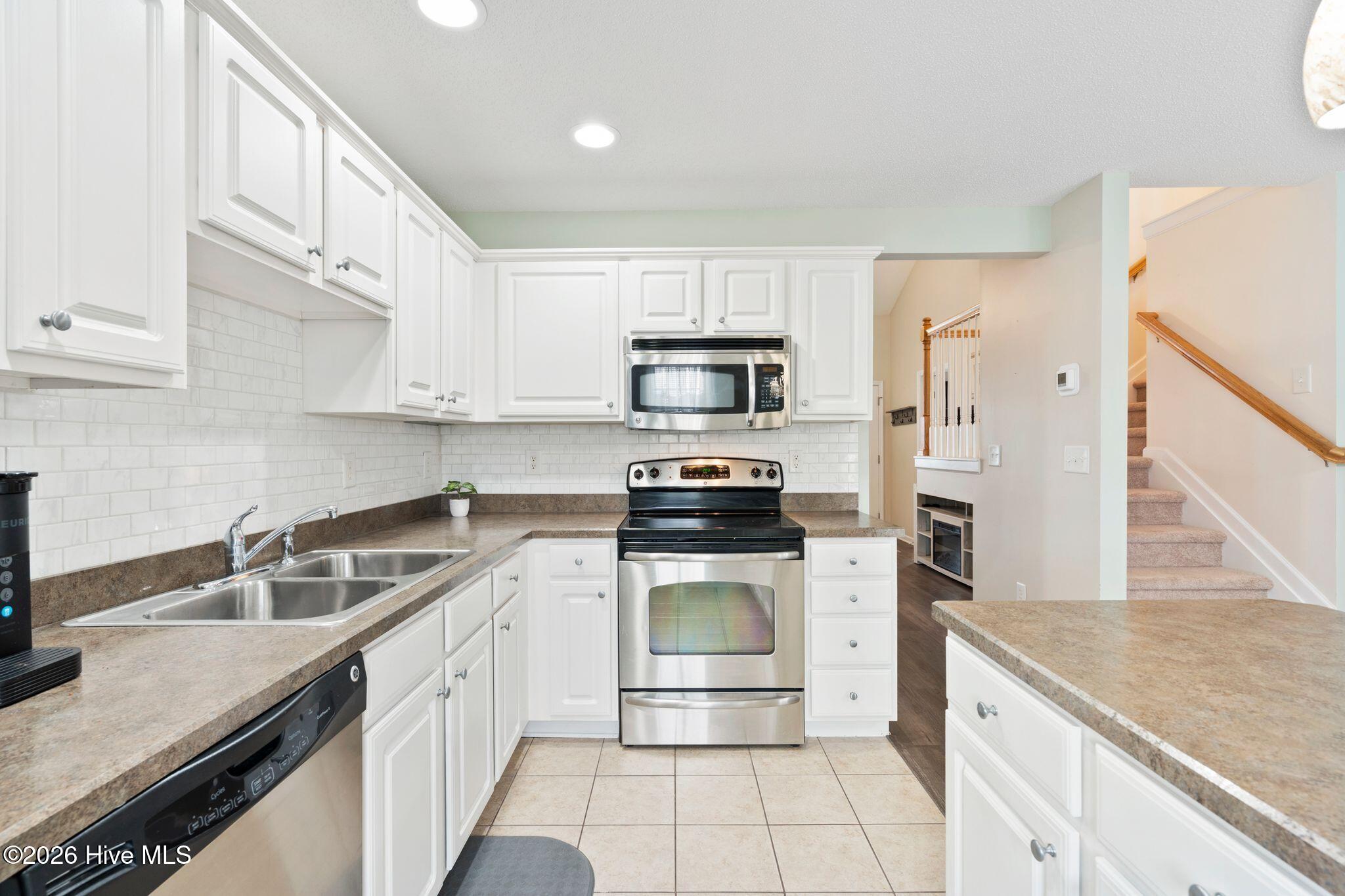 100551615 | Photo 11