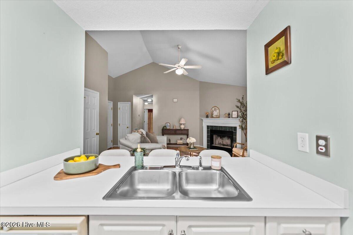Photo 5 of Single family home for sale at 118 Kensington Way, Aberdeen, NC 28315 | MLS# 100566131 | Listing updated on 2026-09-04