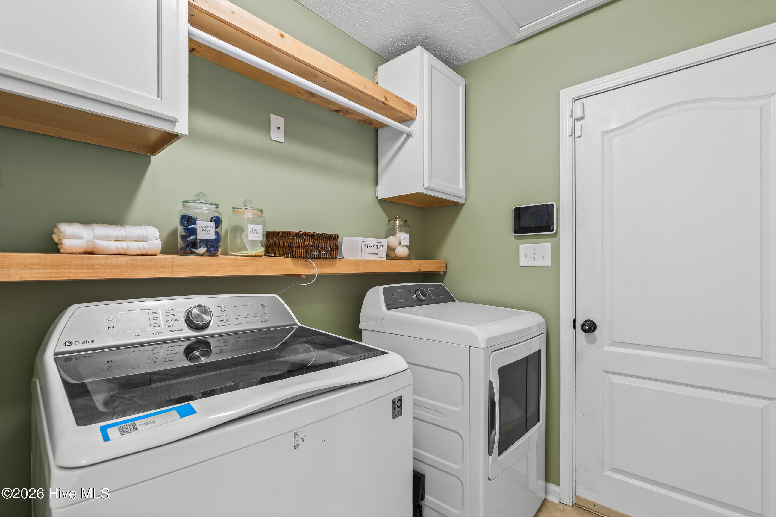 100563260 | Photo 24