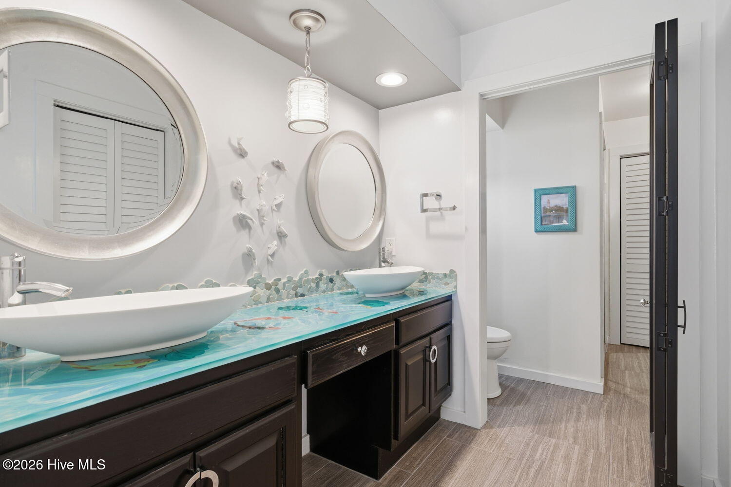 100555679 | Photo 25