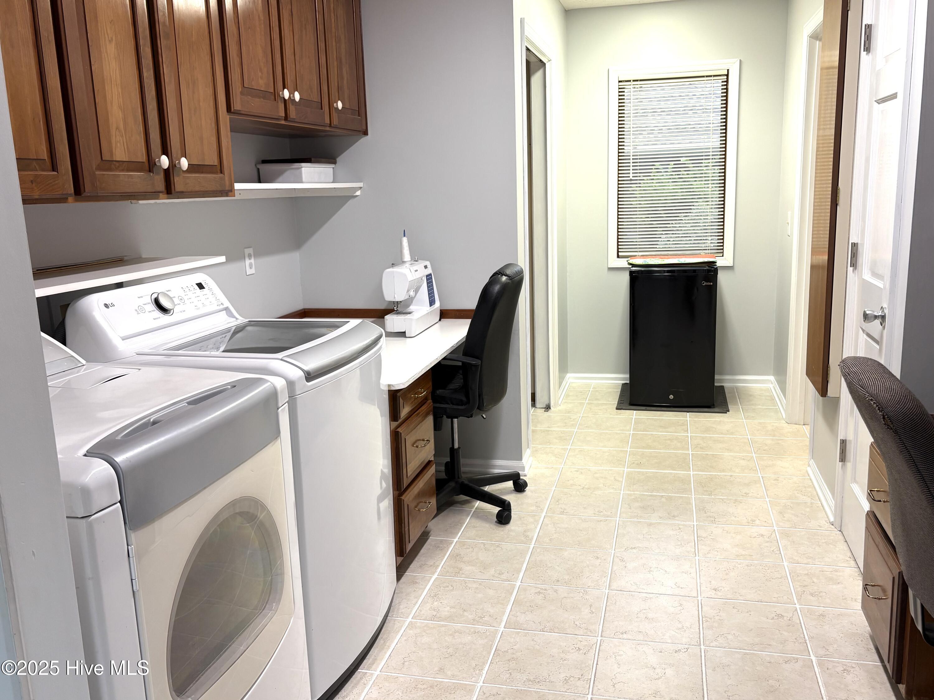 100524429 | Photo 60