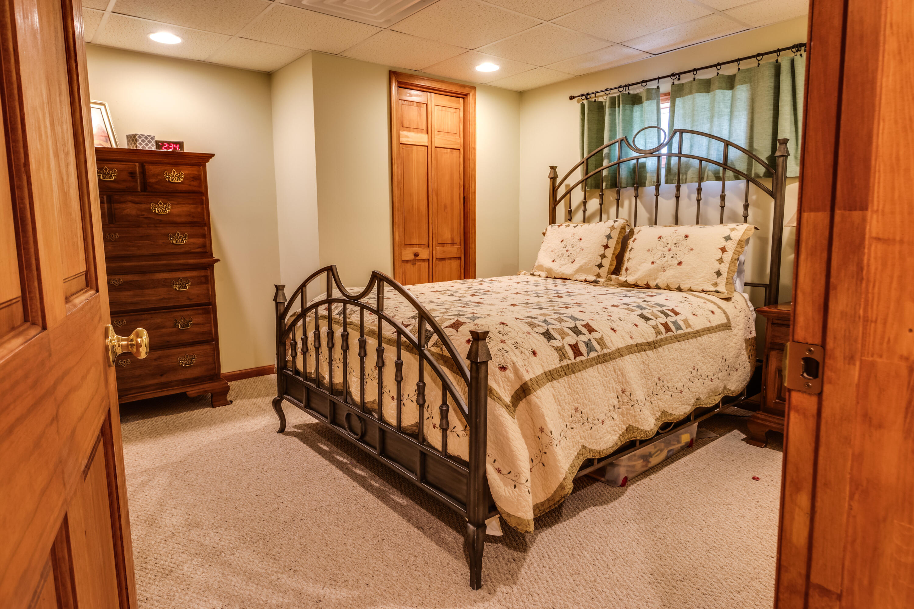 2265 Indian Rd-58