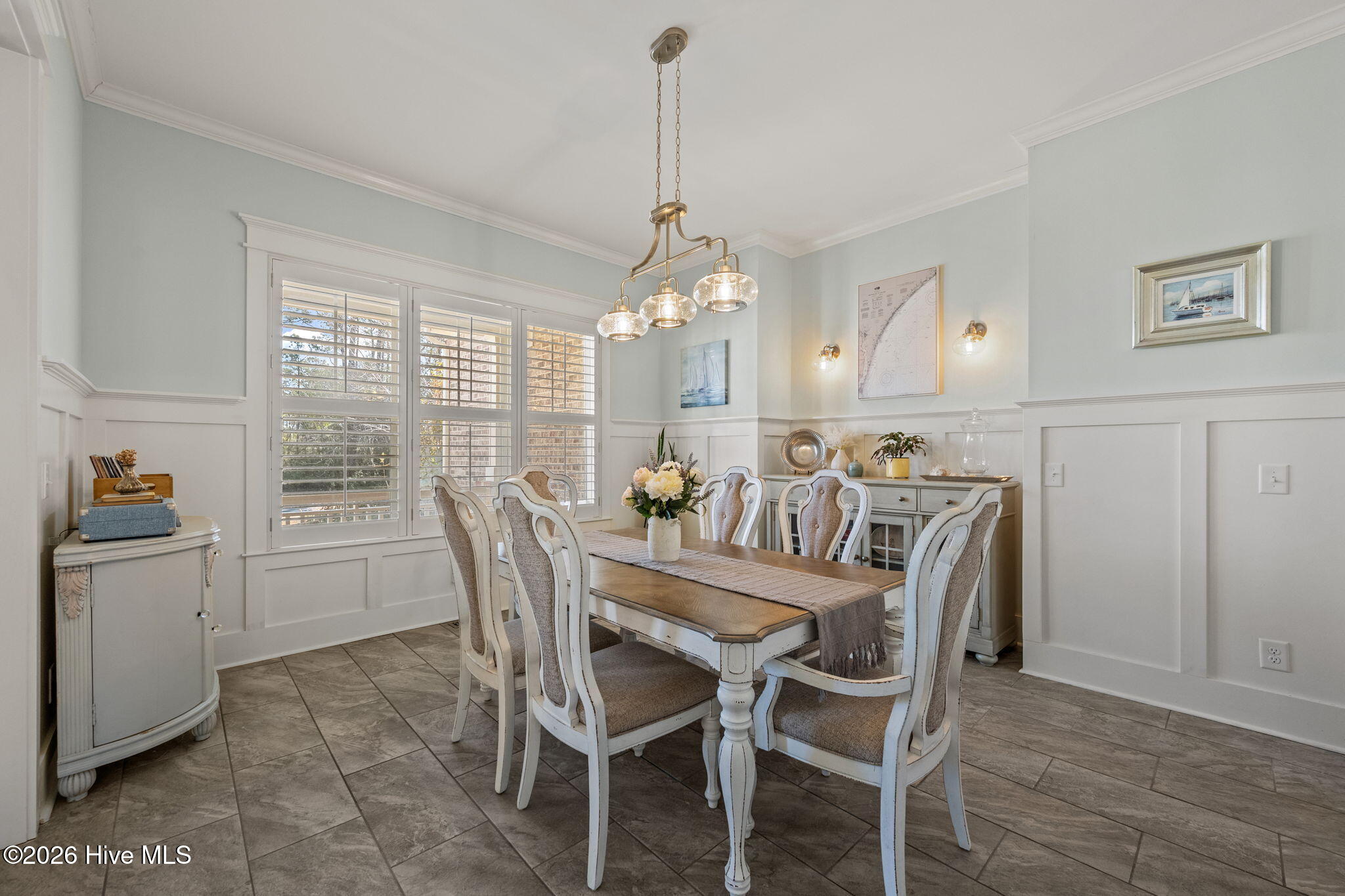 100554318 | Photo 12