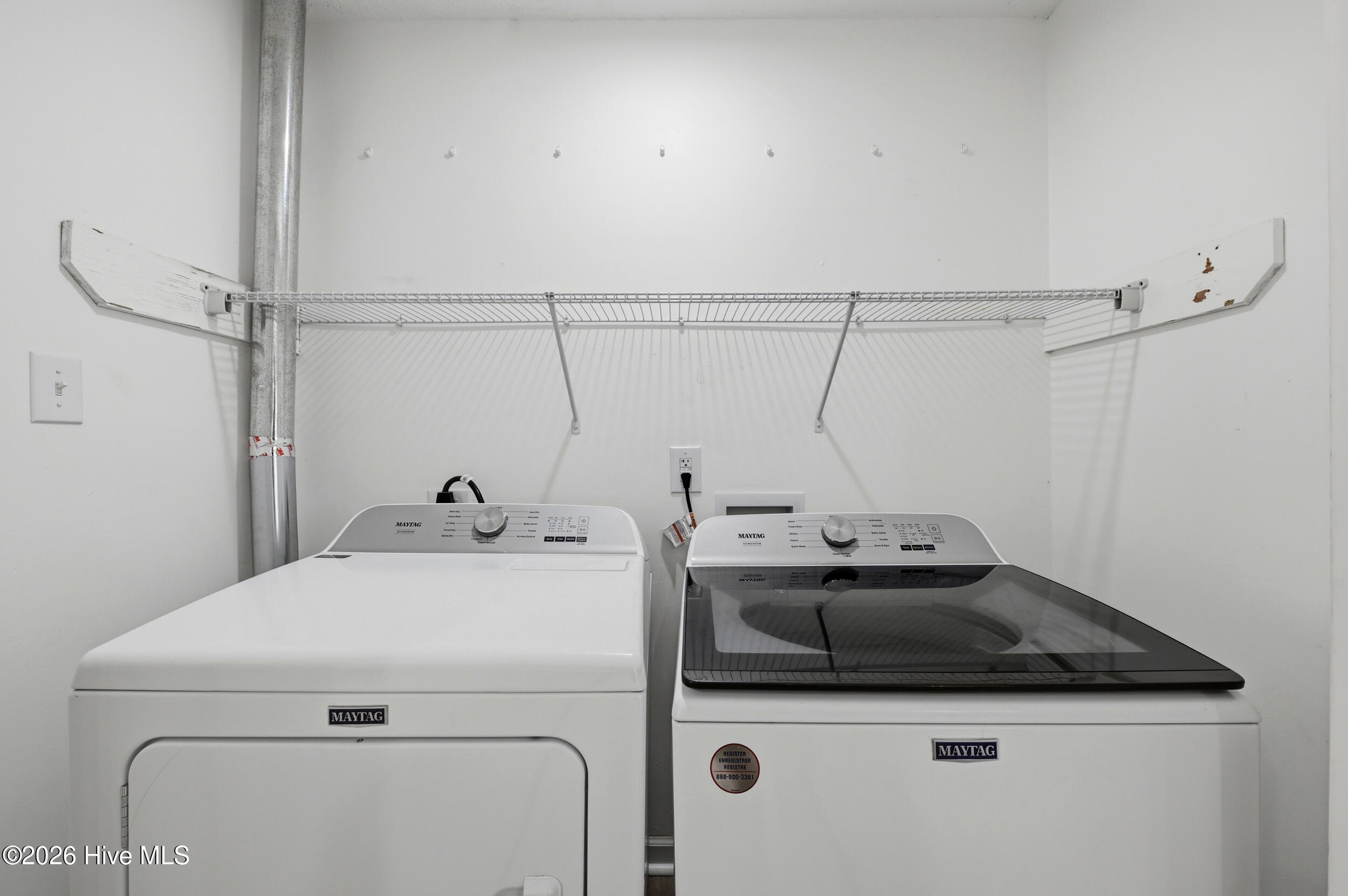 100562899 | Photo 22