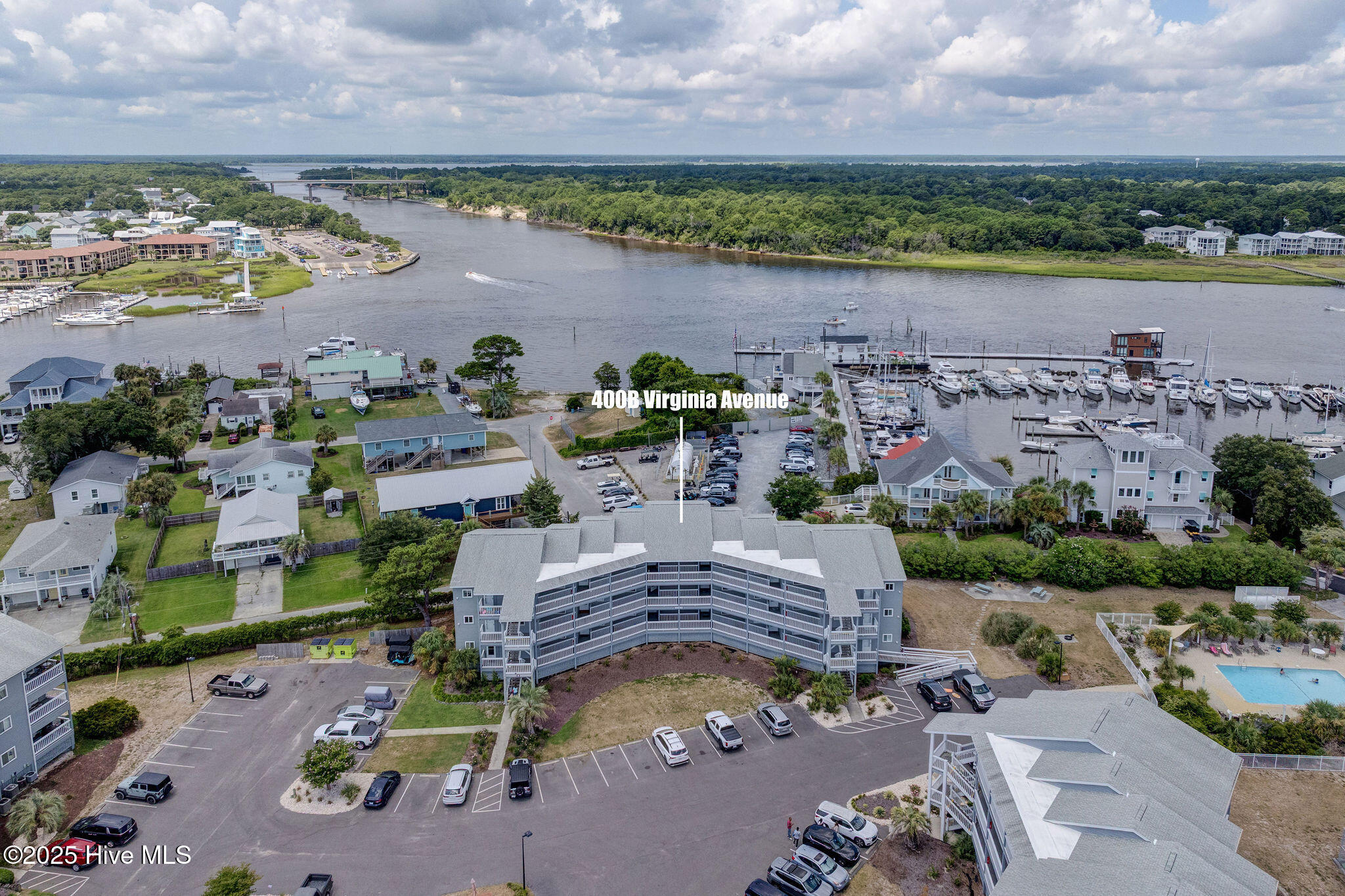 100525096 | Photo 26