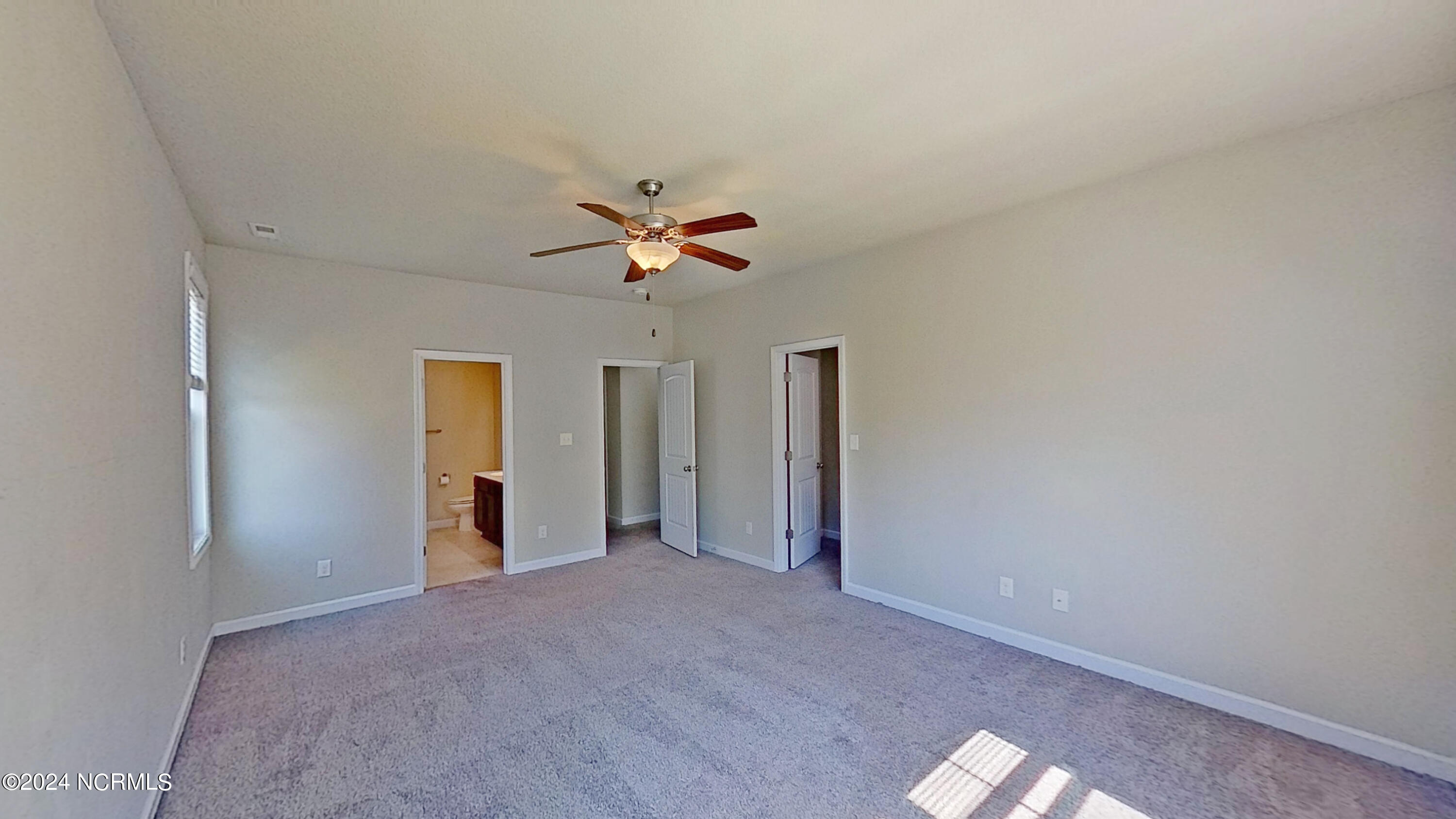 100524668 | Photo 16