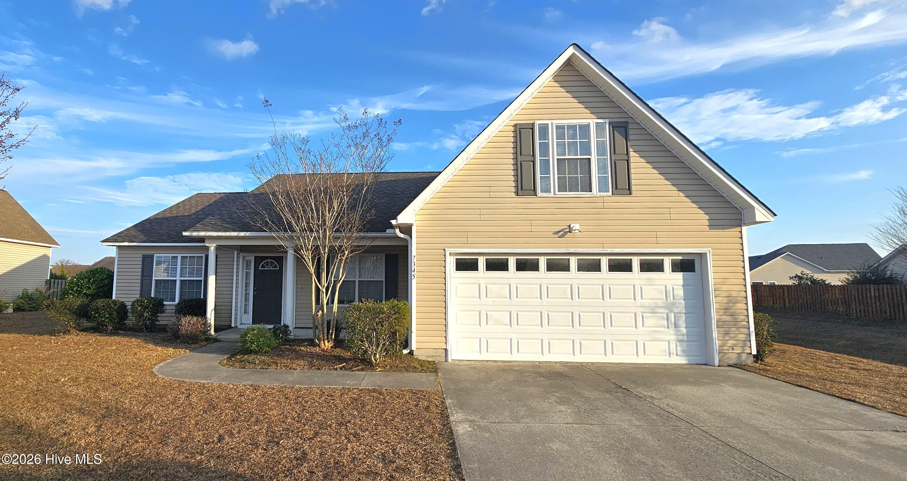 100548448 | Photo 52