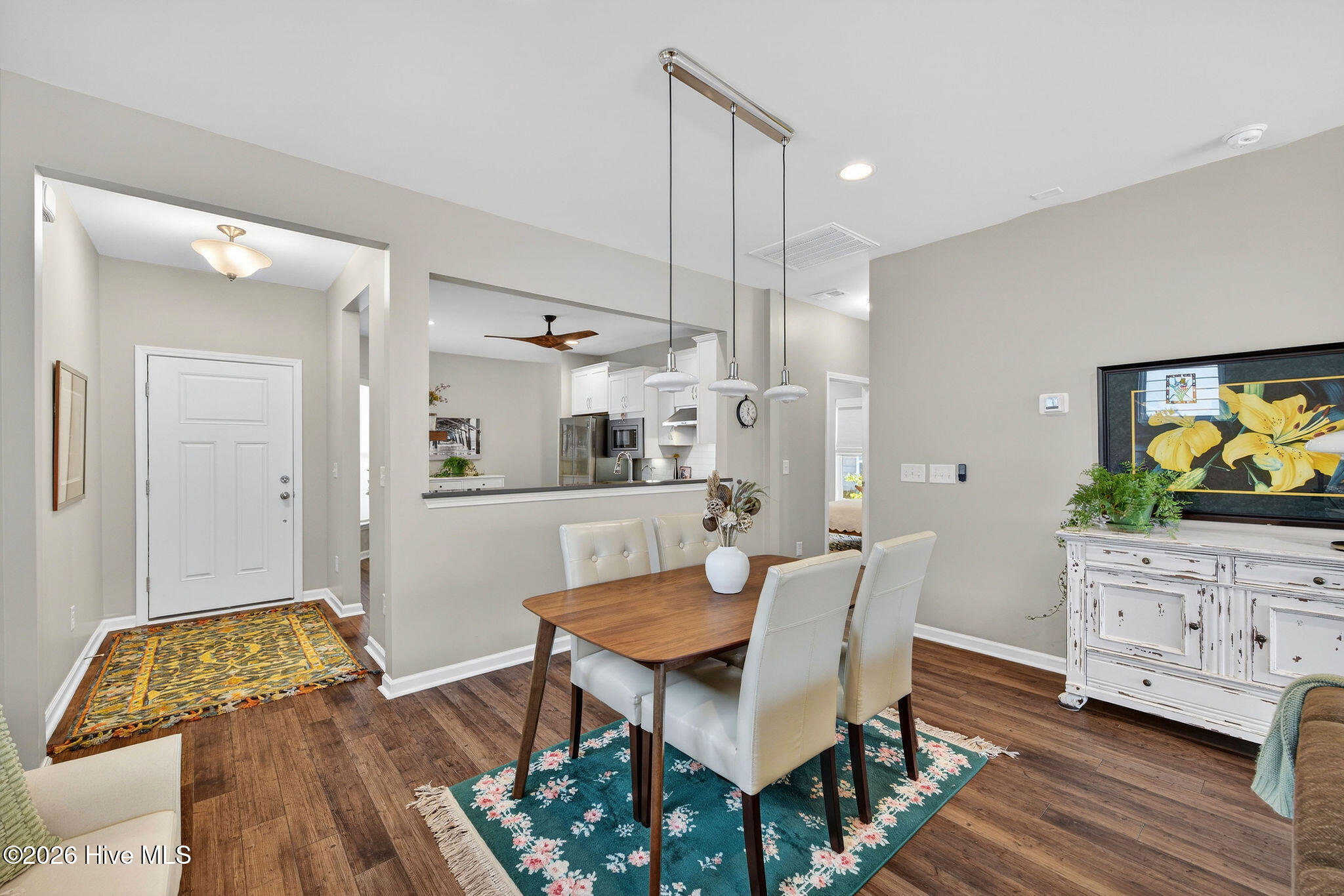 100551347 | Photo 22