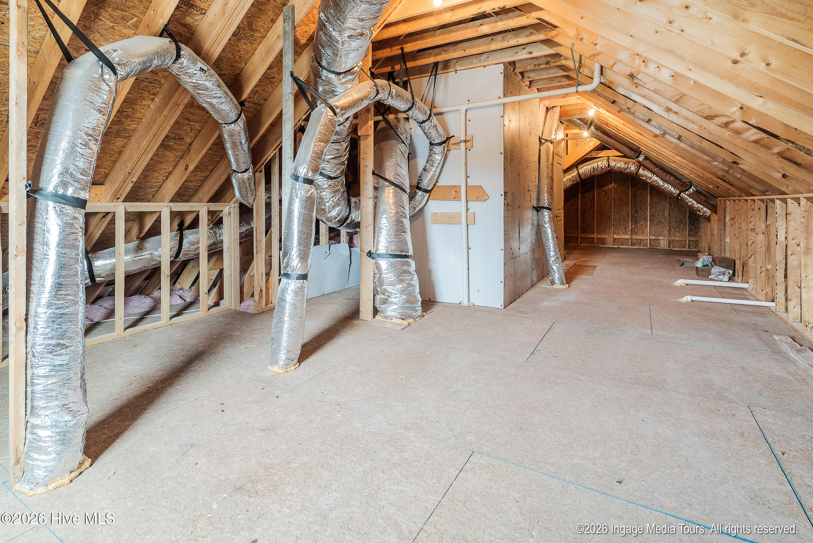 20260401 MLS F_Langley 16 Pinewood Cove