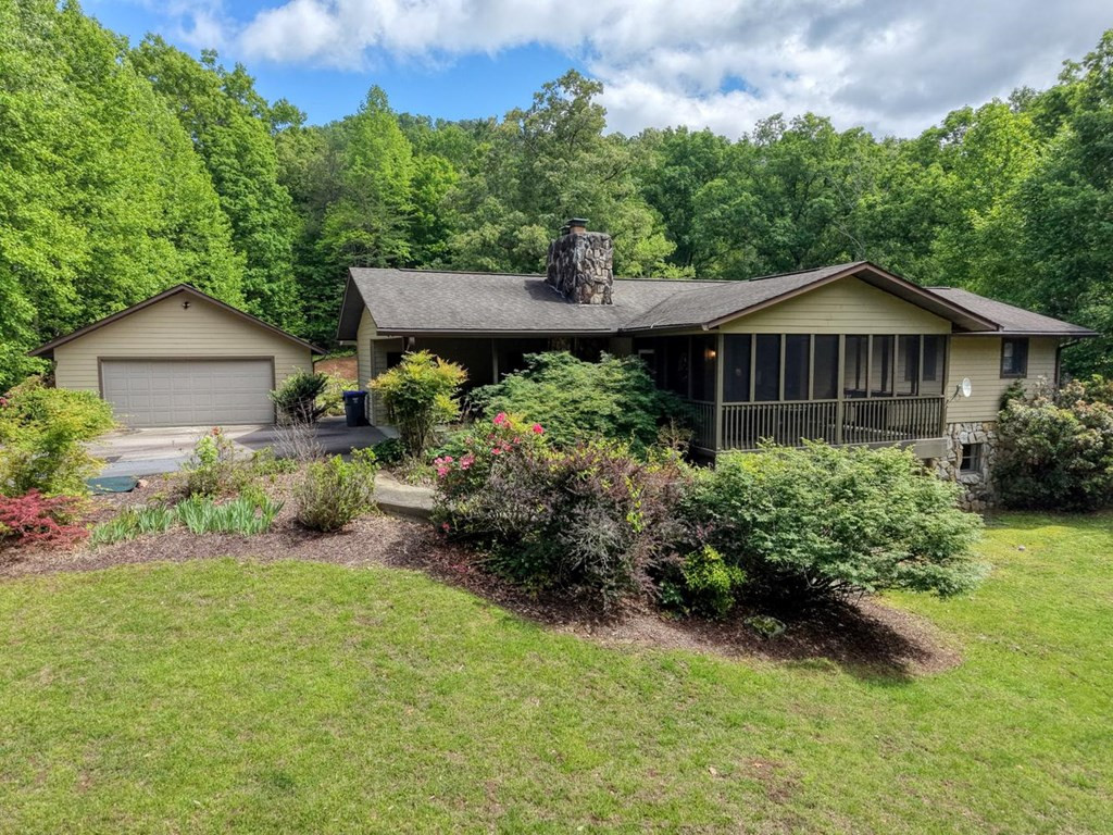 847 Deer Hill Road, Murphy, NC 28906 Listing Photo  3