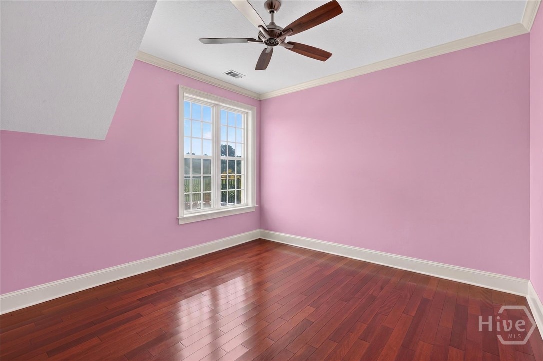 2nd floor bedroom that shares full bath