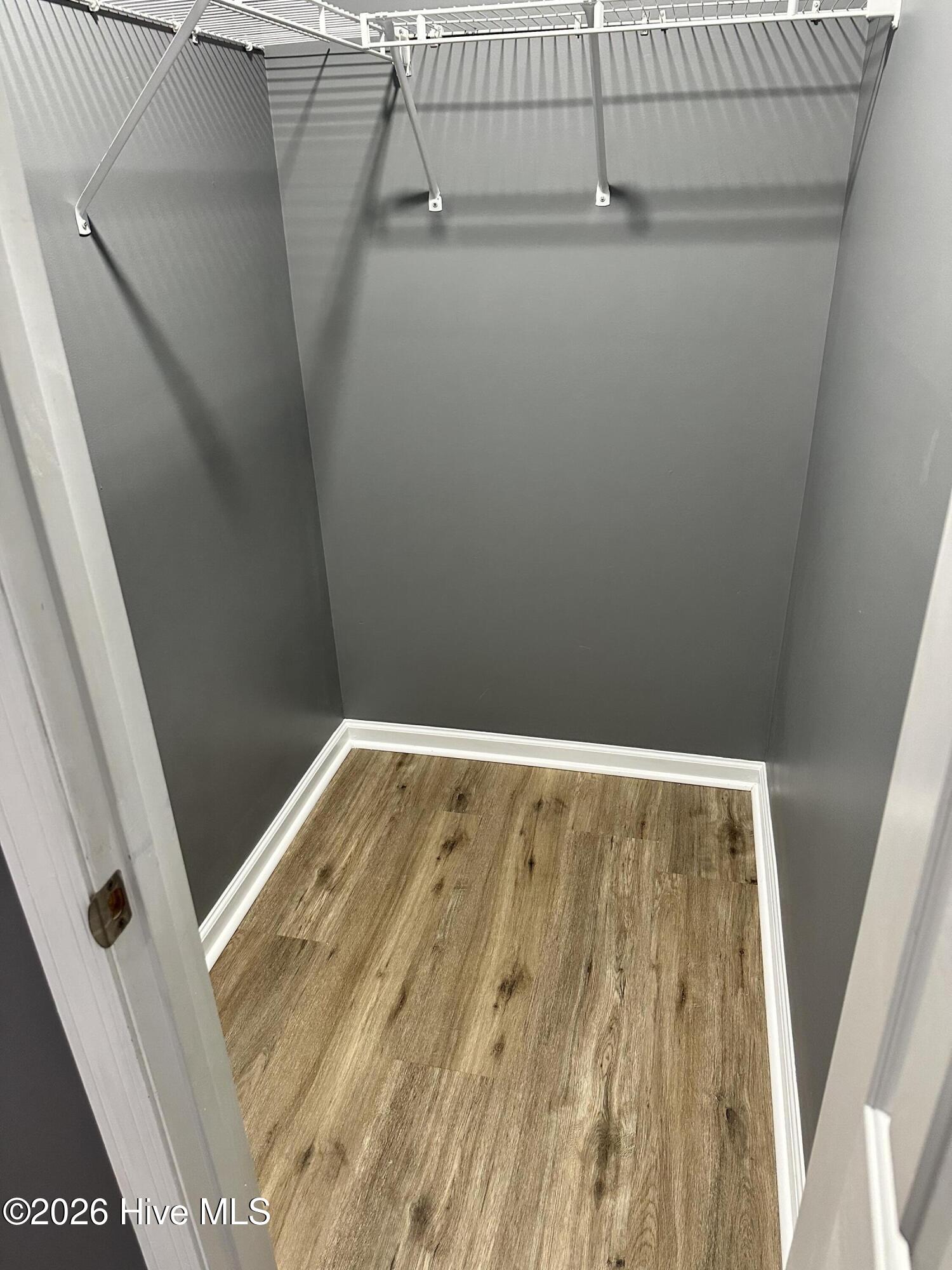 100551629 | Photo 15