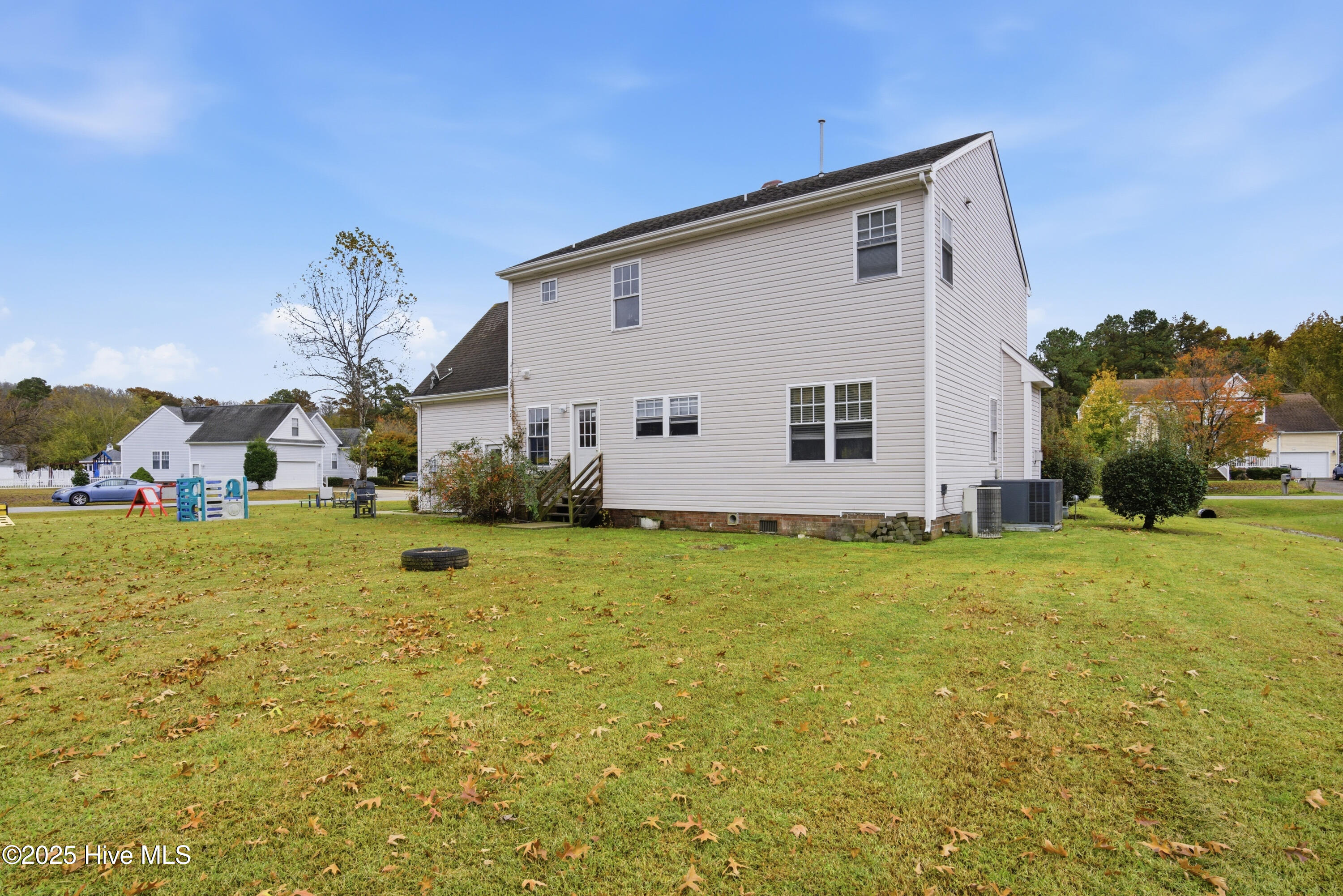 Homes for sale in Elizabeth City, NC | 105 Birdie Ln, Elizabeth City, NC 27909 | MLS# 100539689