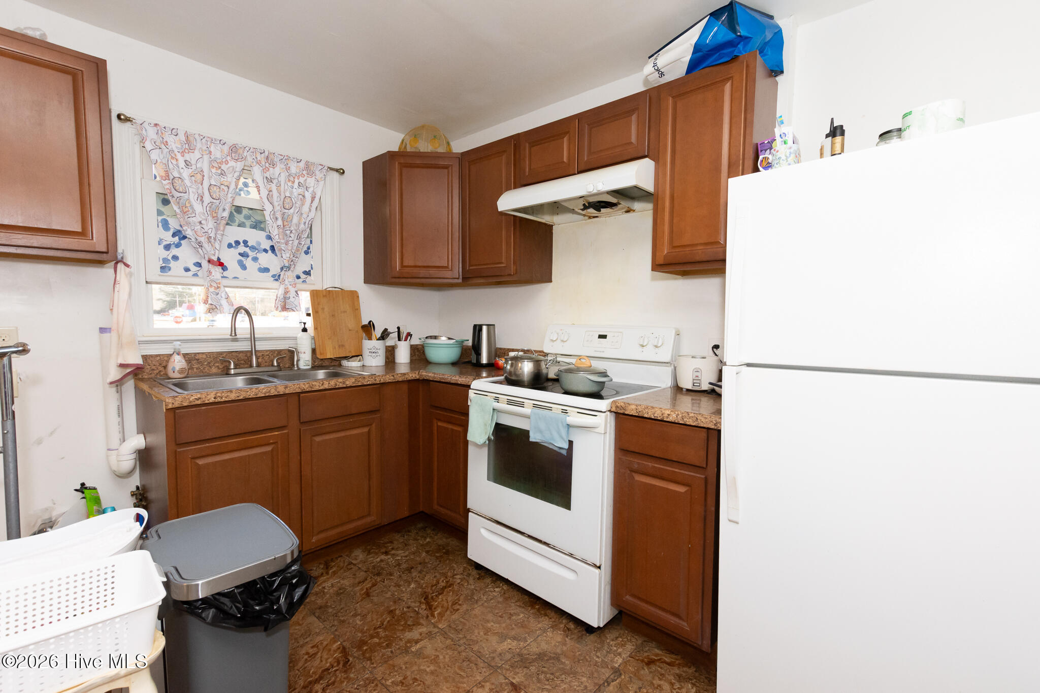 100549393 | Photo 26