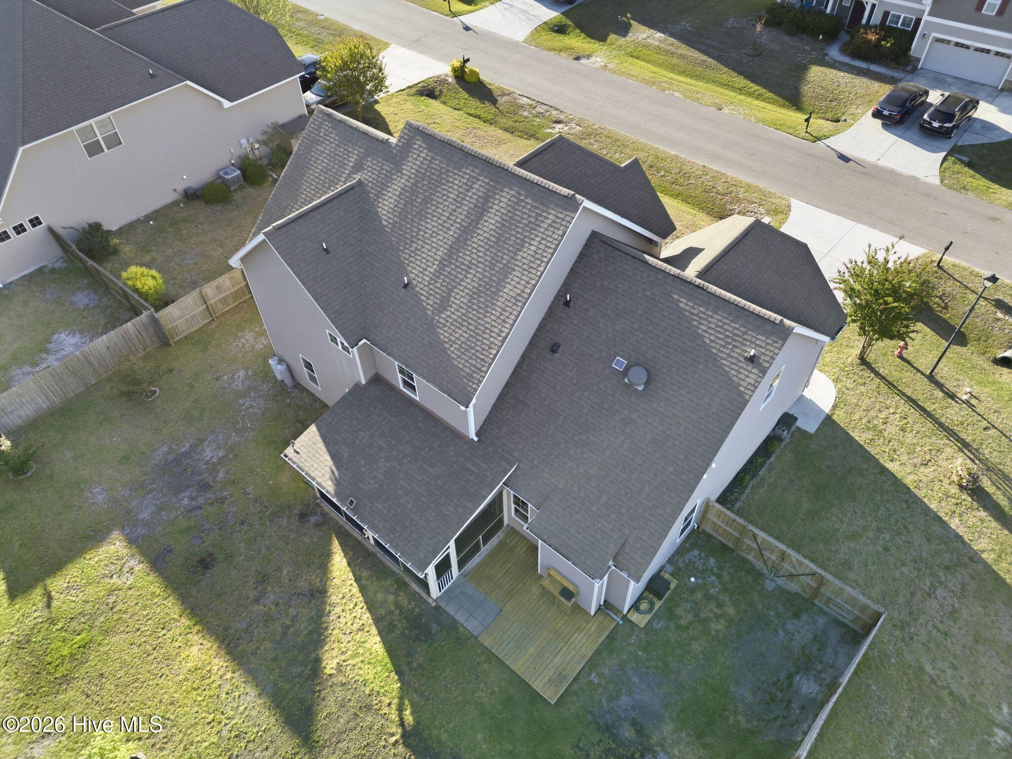 100566859 | Photo 71