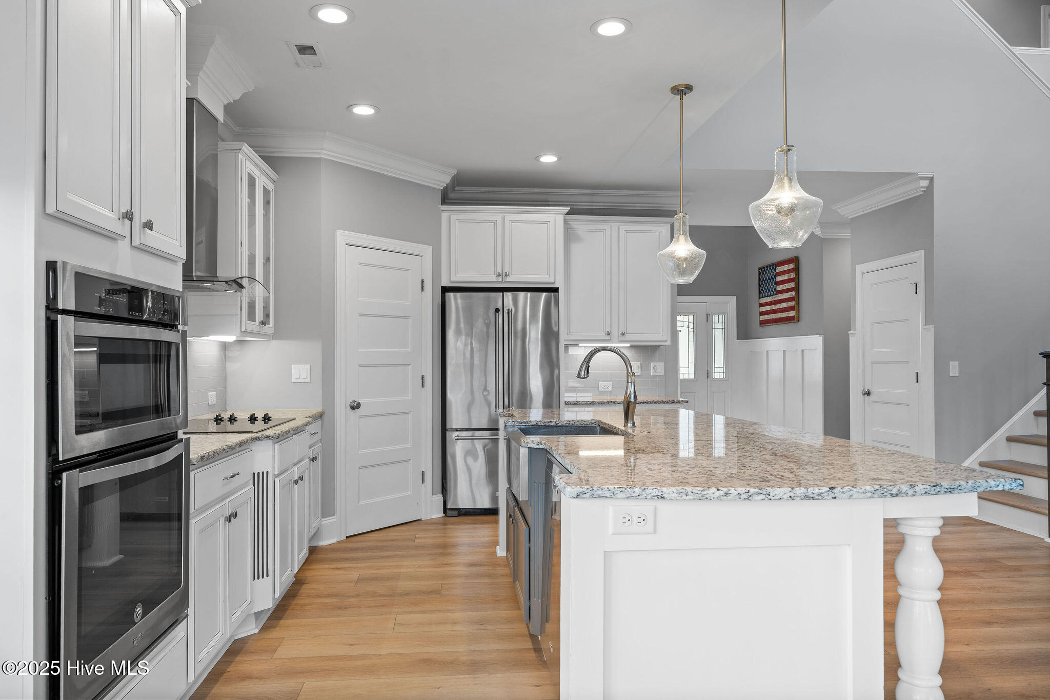 100564106 | Photo 20