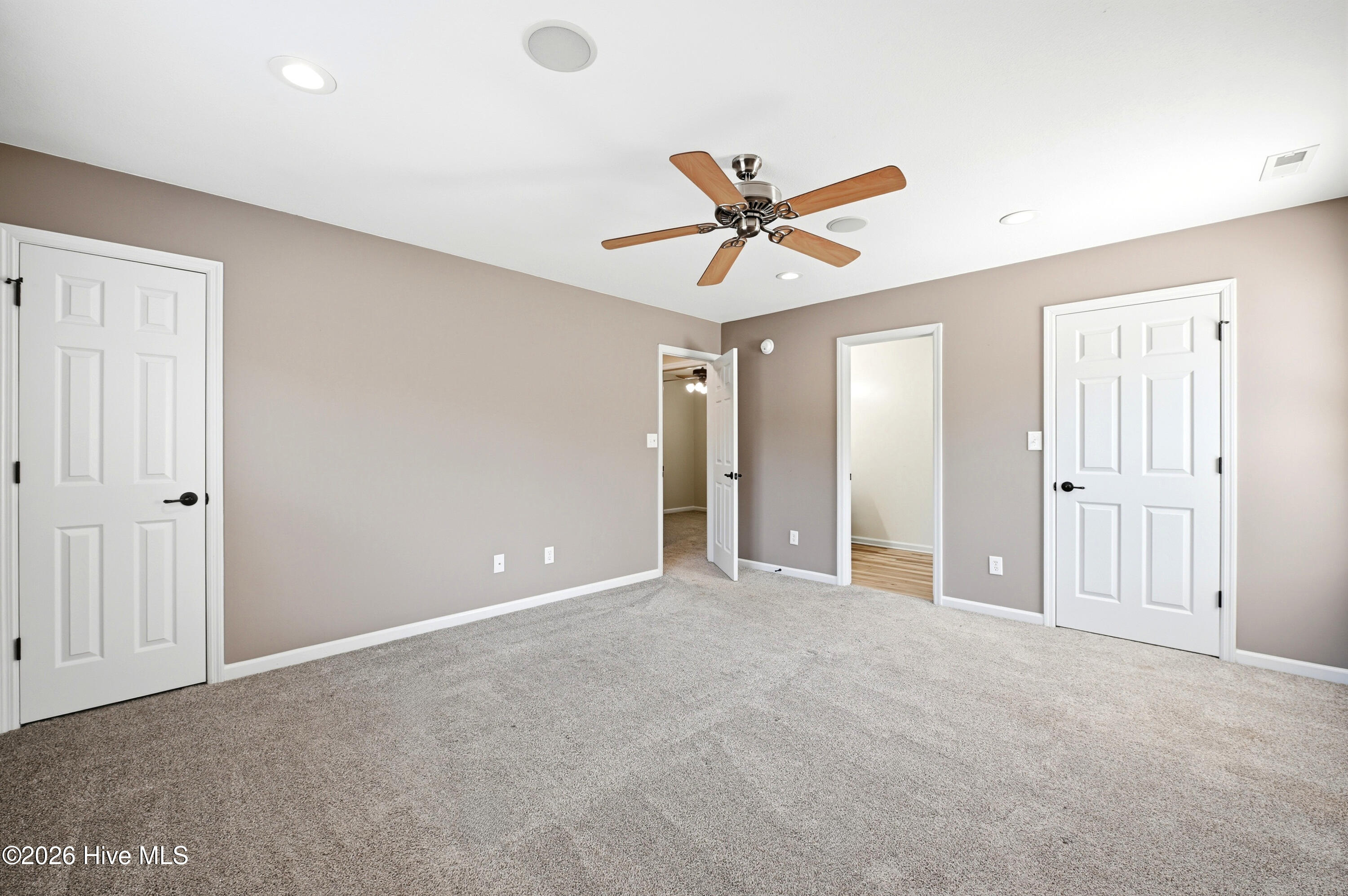 23_111_skipping_stone_ln_023