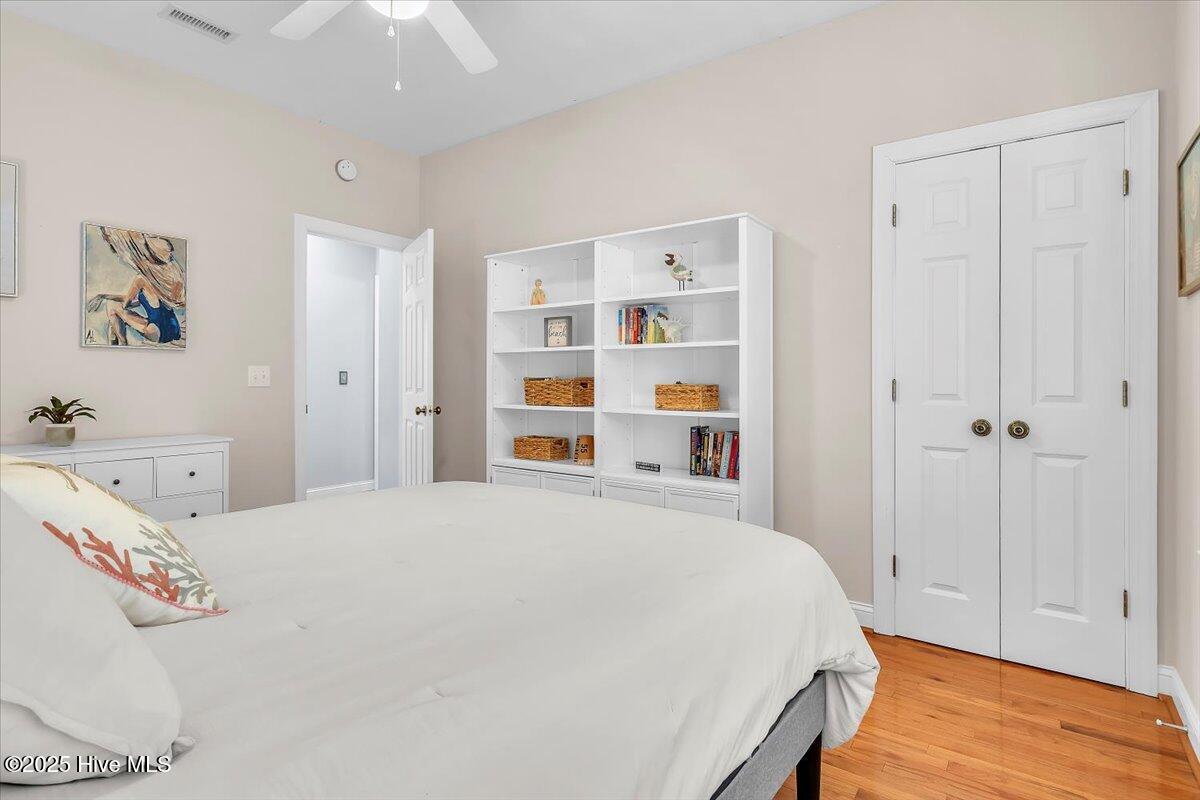 100506076 | Photo 26