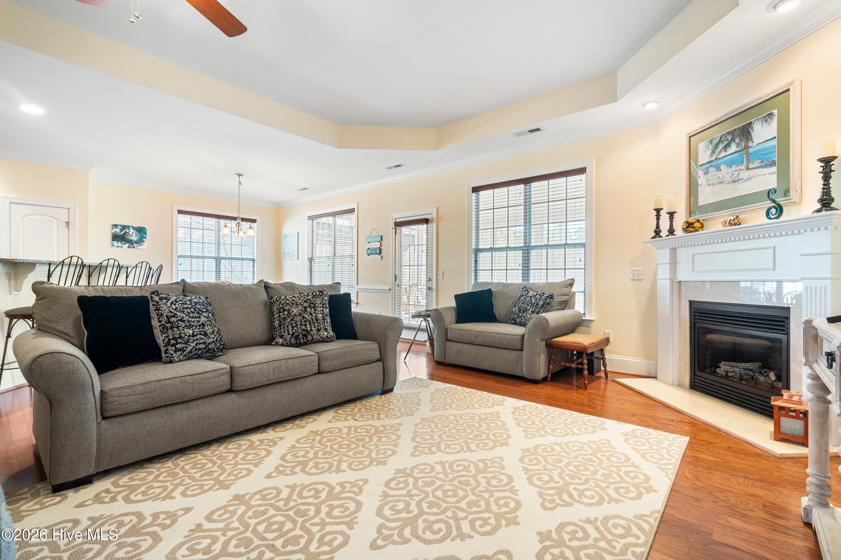 100550560 | Photo 18