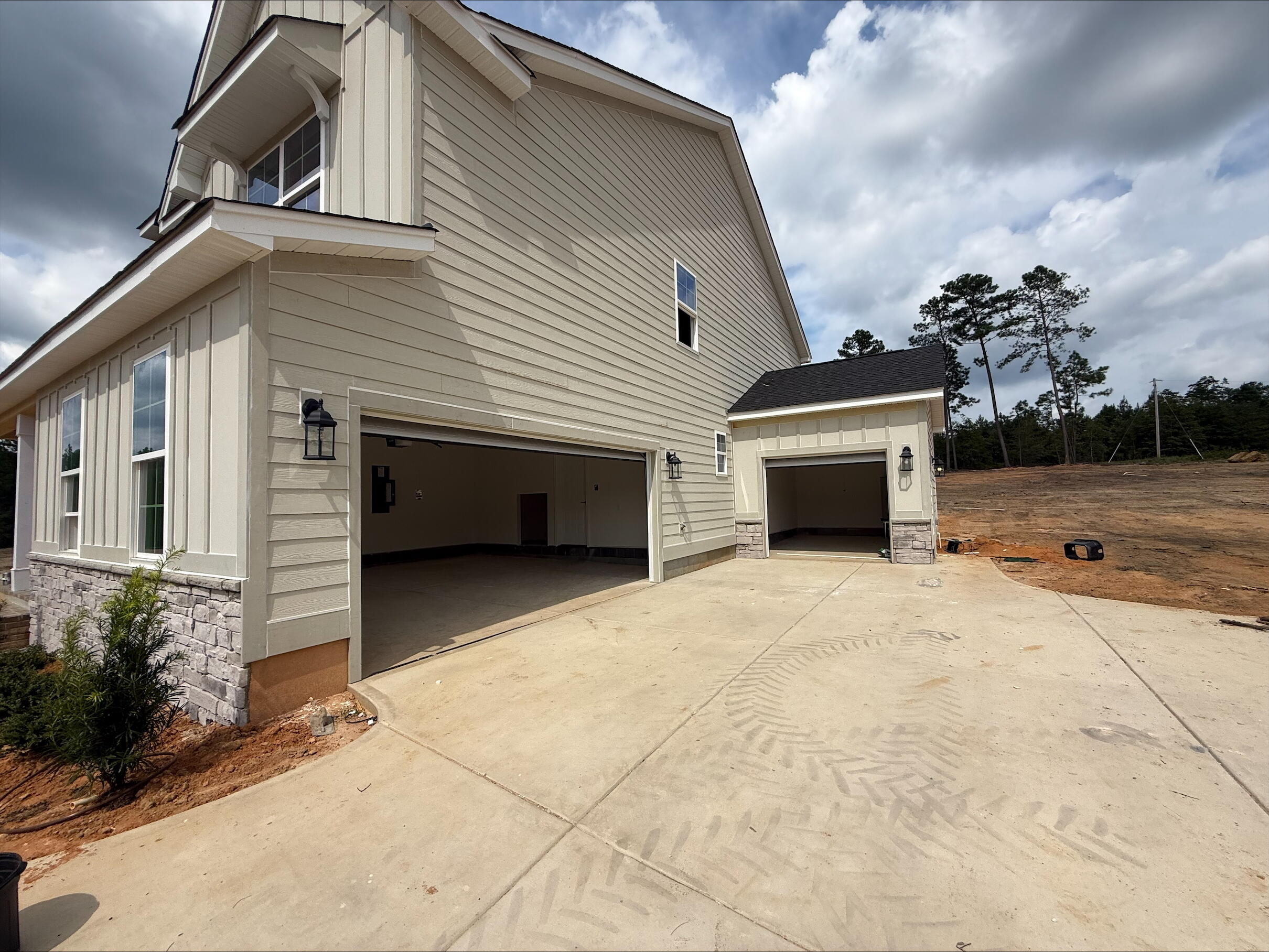 processed-FA0C2C99-380C-4201-A587-006380