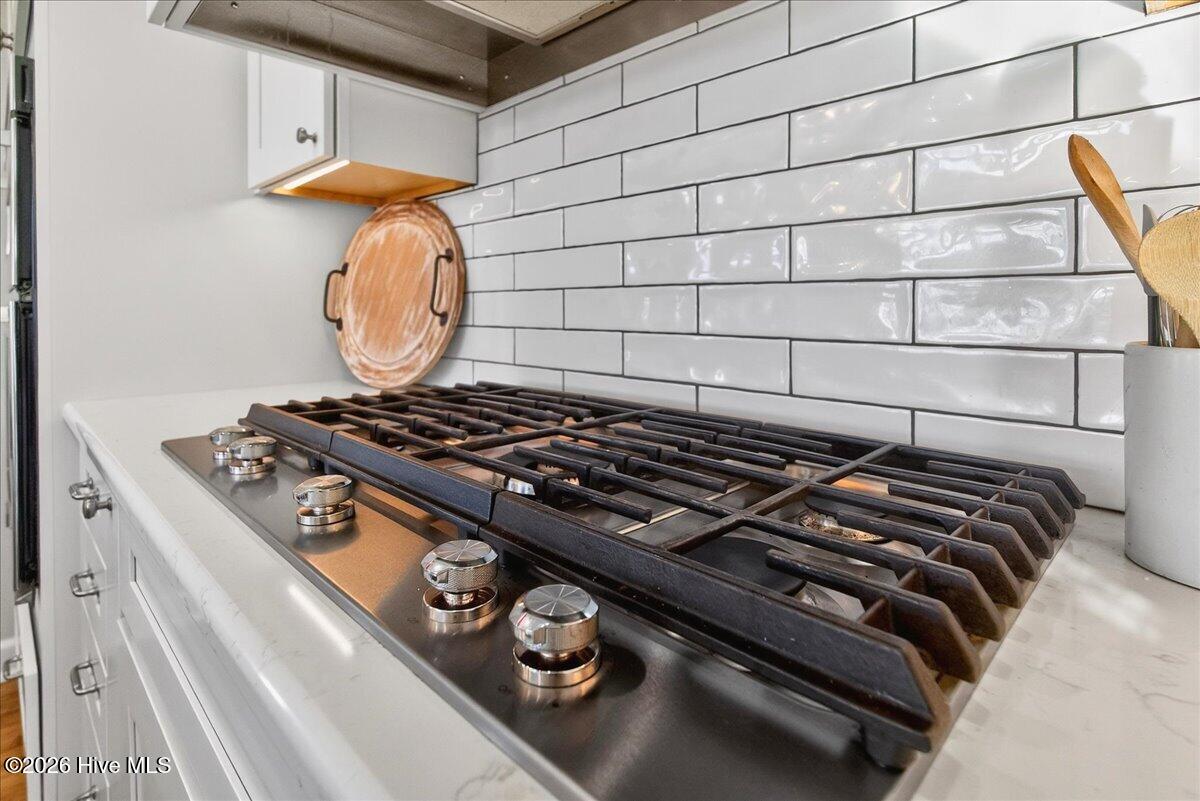 100549636 | Photo 22