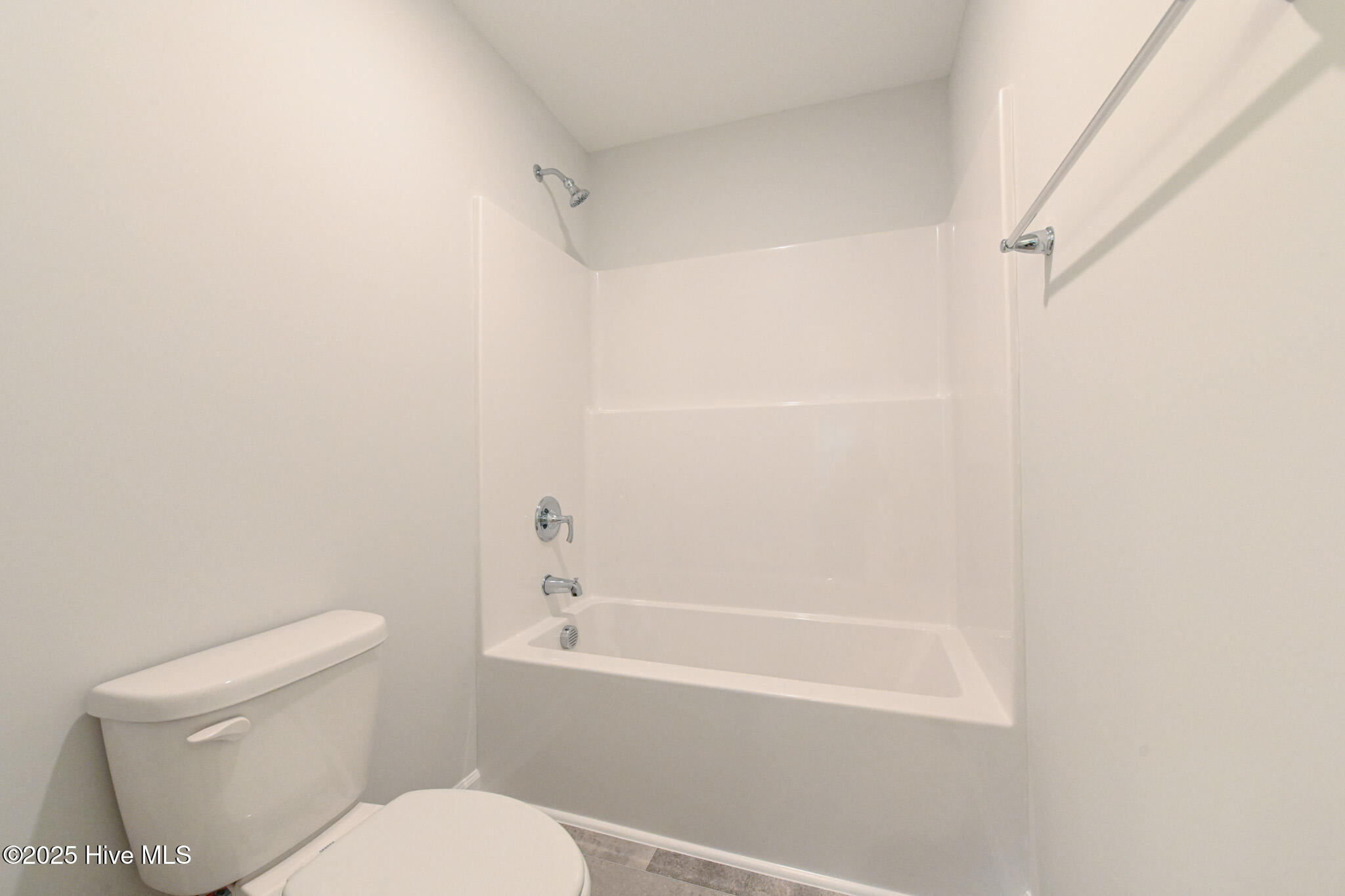 Undisclosed Address, La Grange, NC, 28551