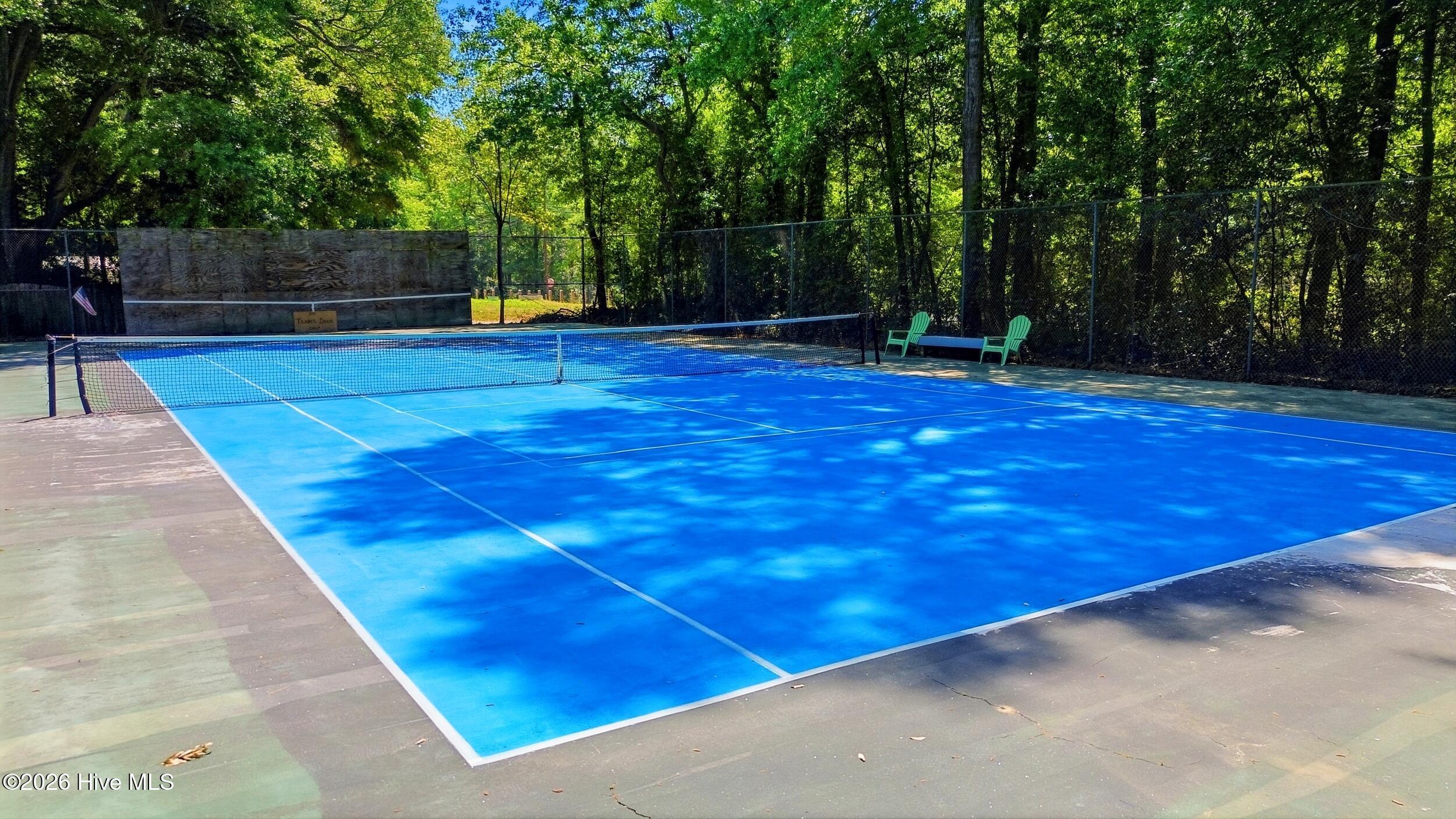 100570431 | Photo 51