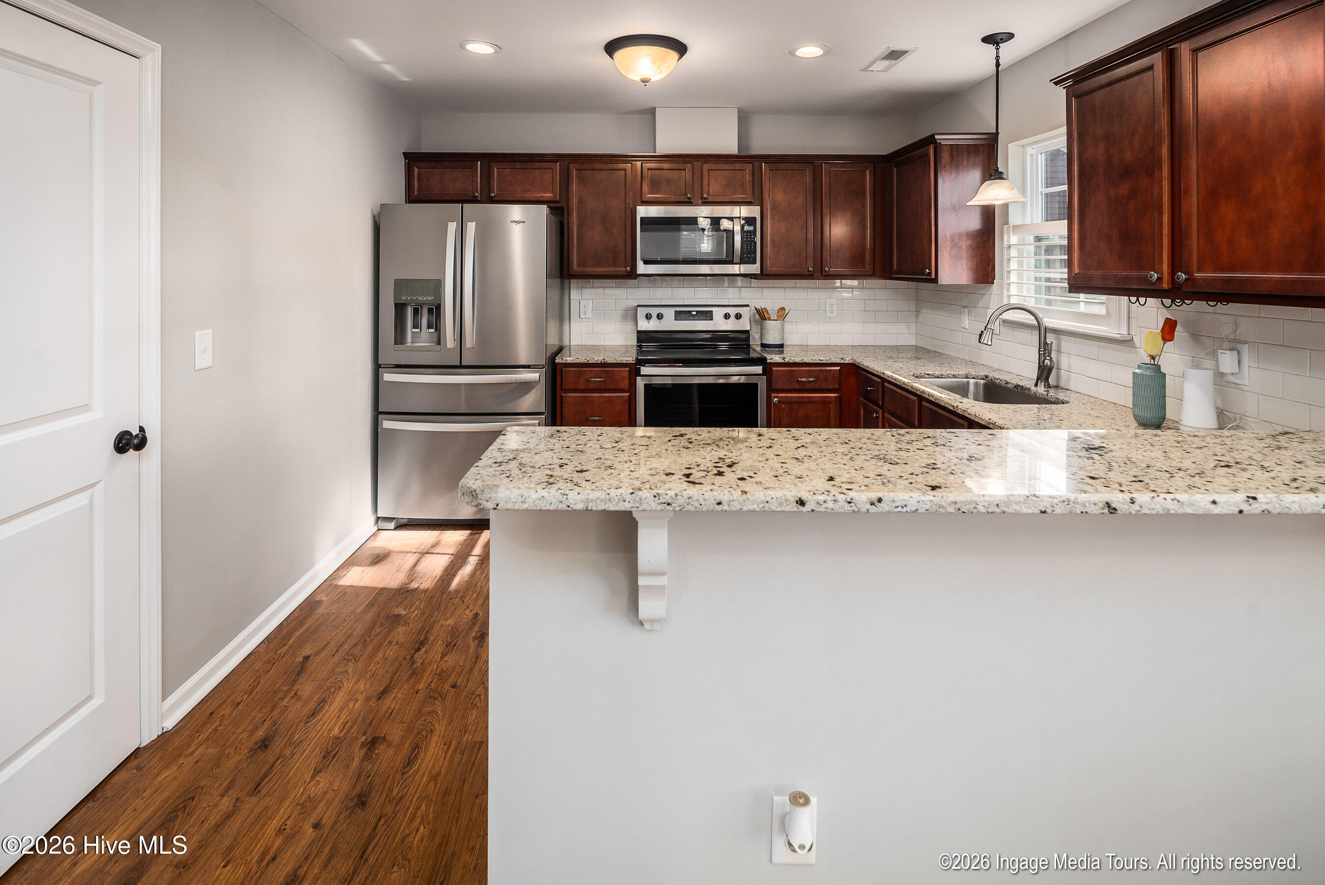 20260113 MLS K_Holloman 825 Jade Ln Wint