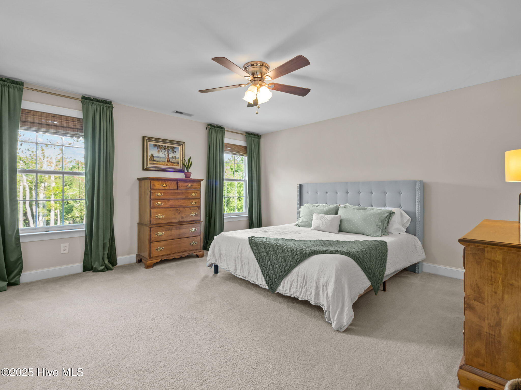 100525324 | Photo 21