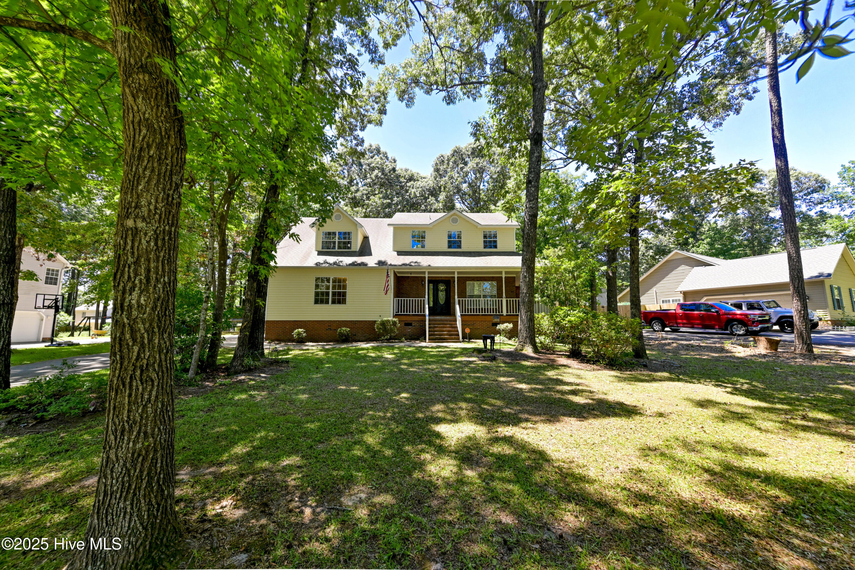 100523748 | Photo 53