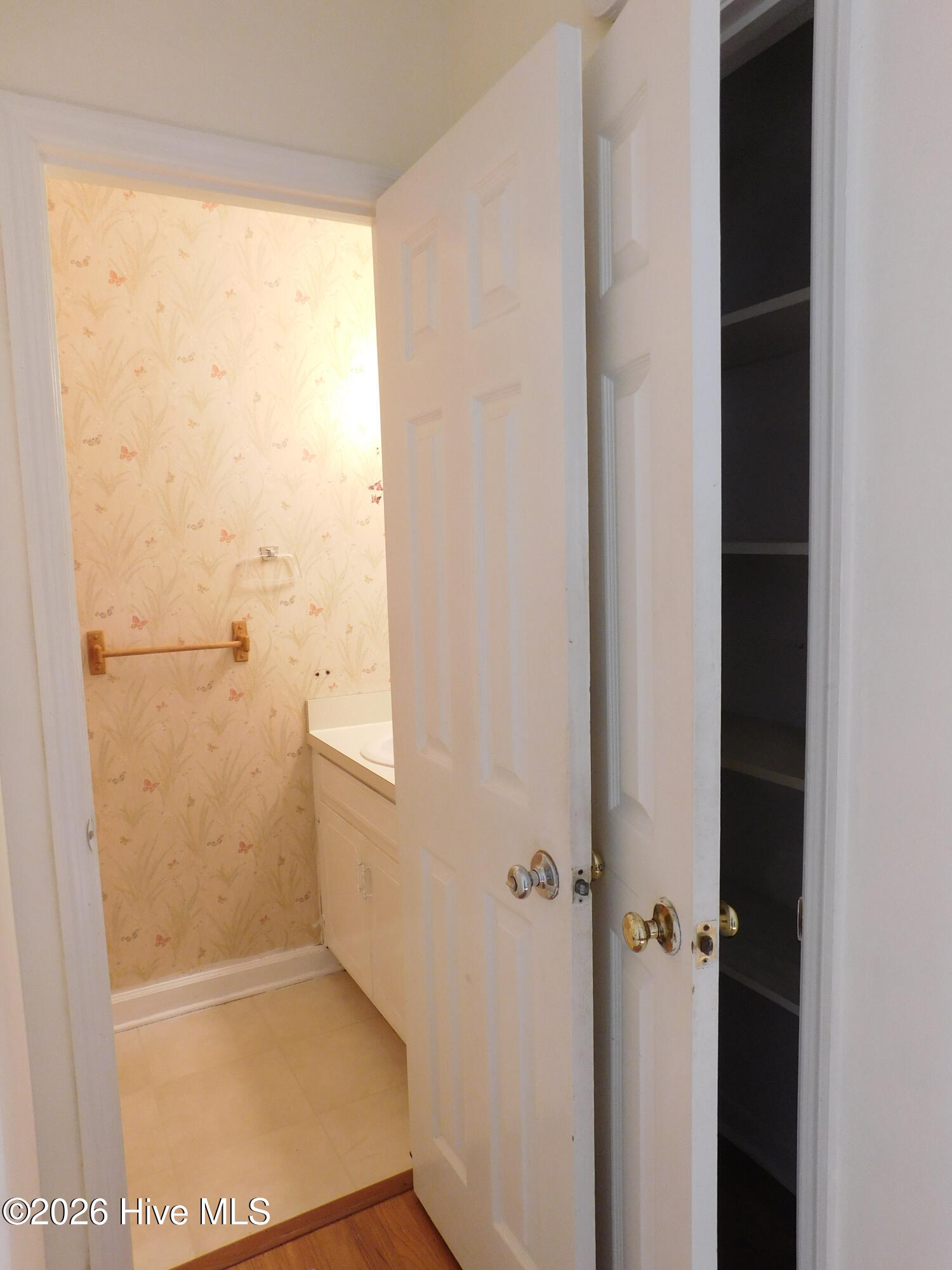 1104 Karen Drive UNIT B2, New Bern, NC, 28562