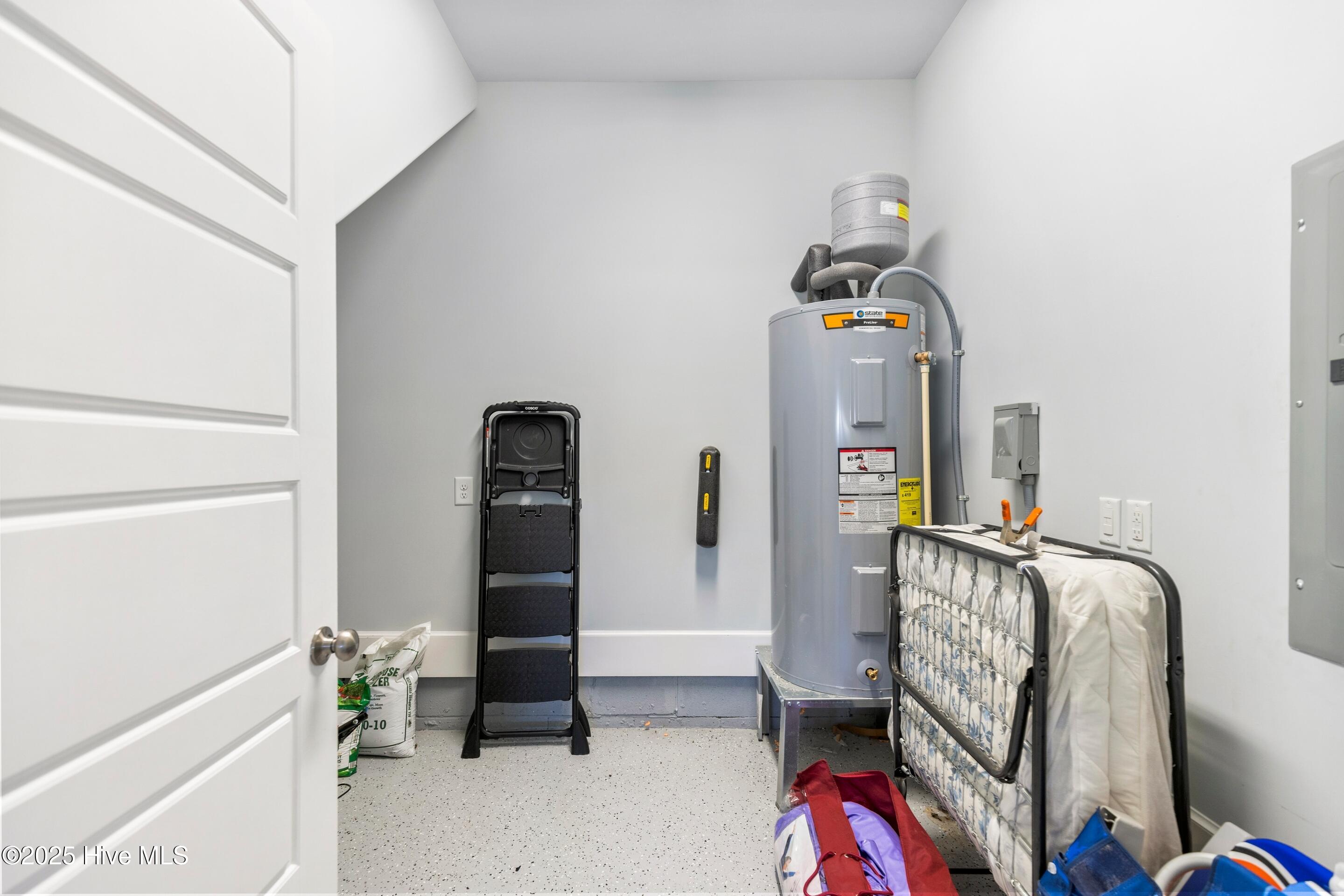 100531261 | Photo 59