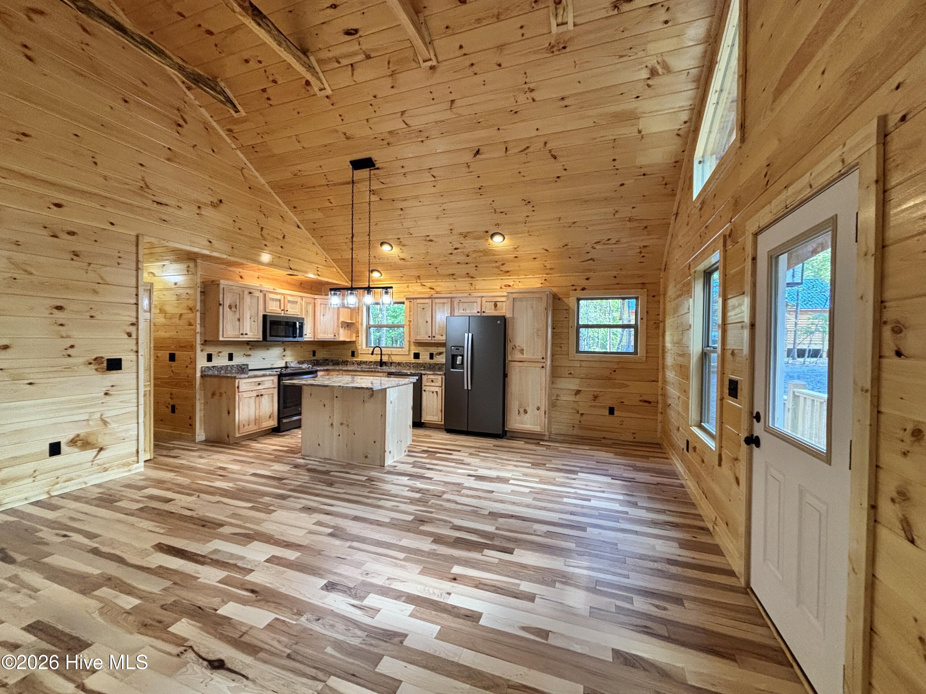 Exterior photo of 83 Noelles Pass, Murphy, NC 28906. MLS: 98525331