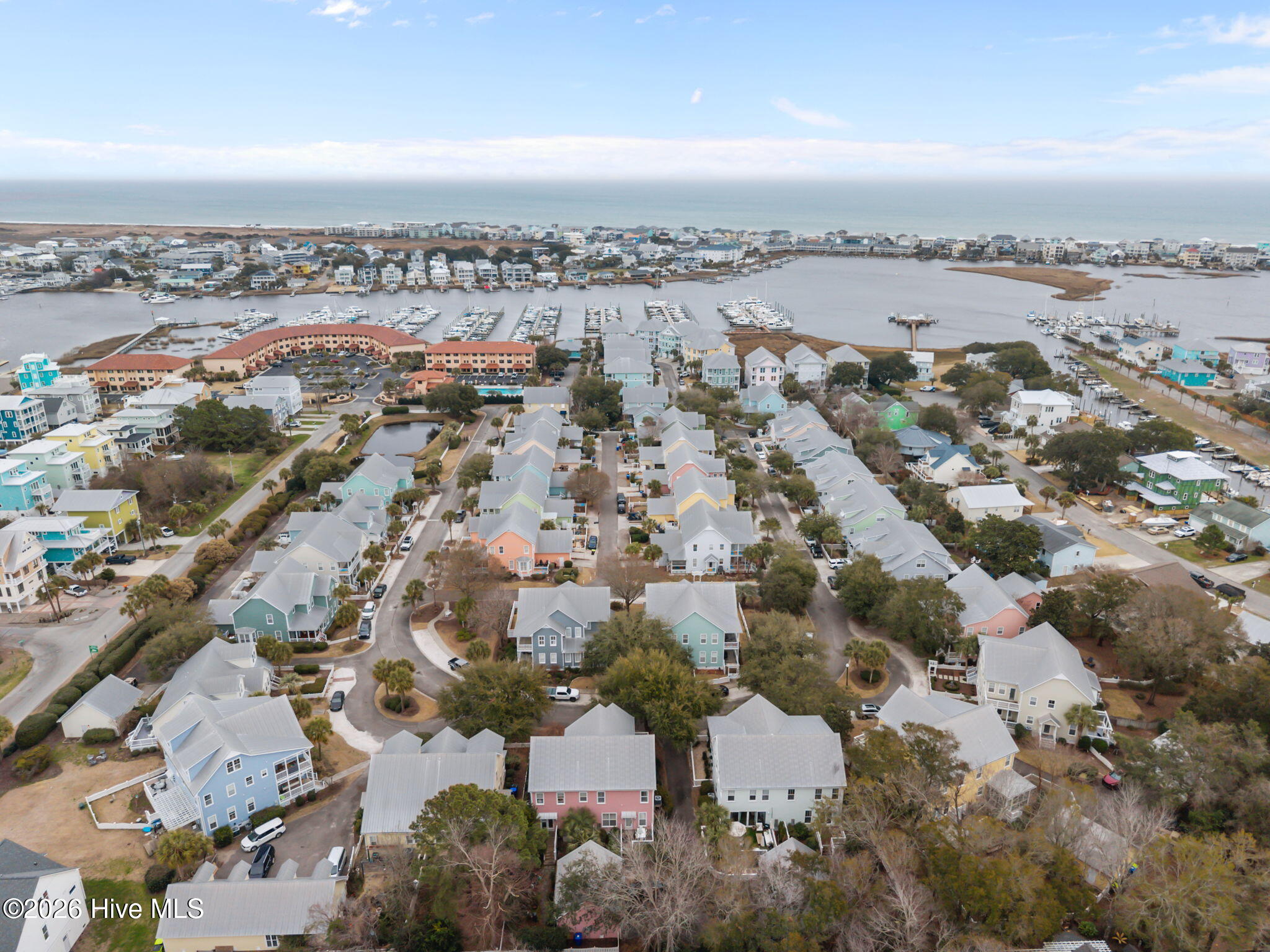 100557264 | Photo 52