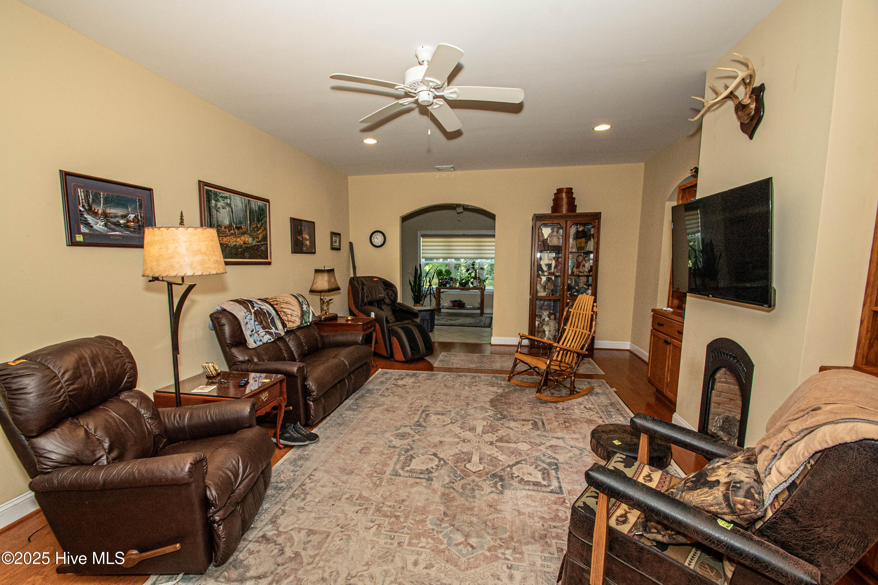 100544337 | Photo 26