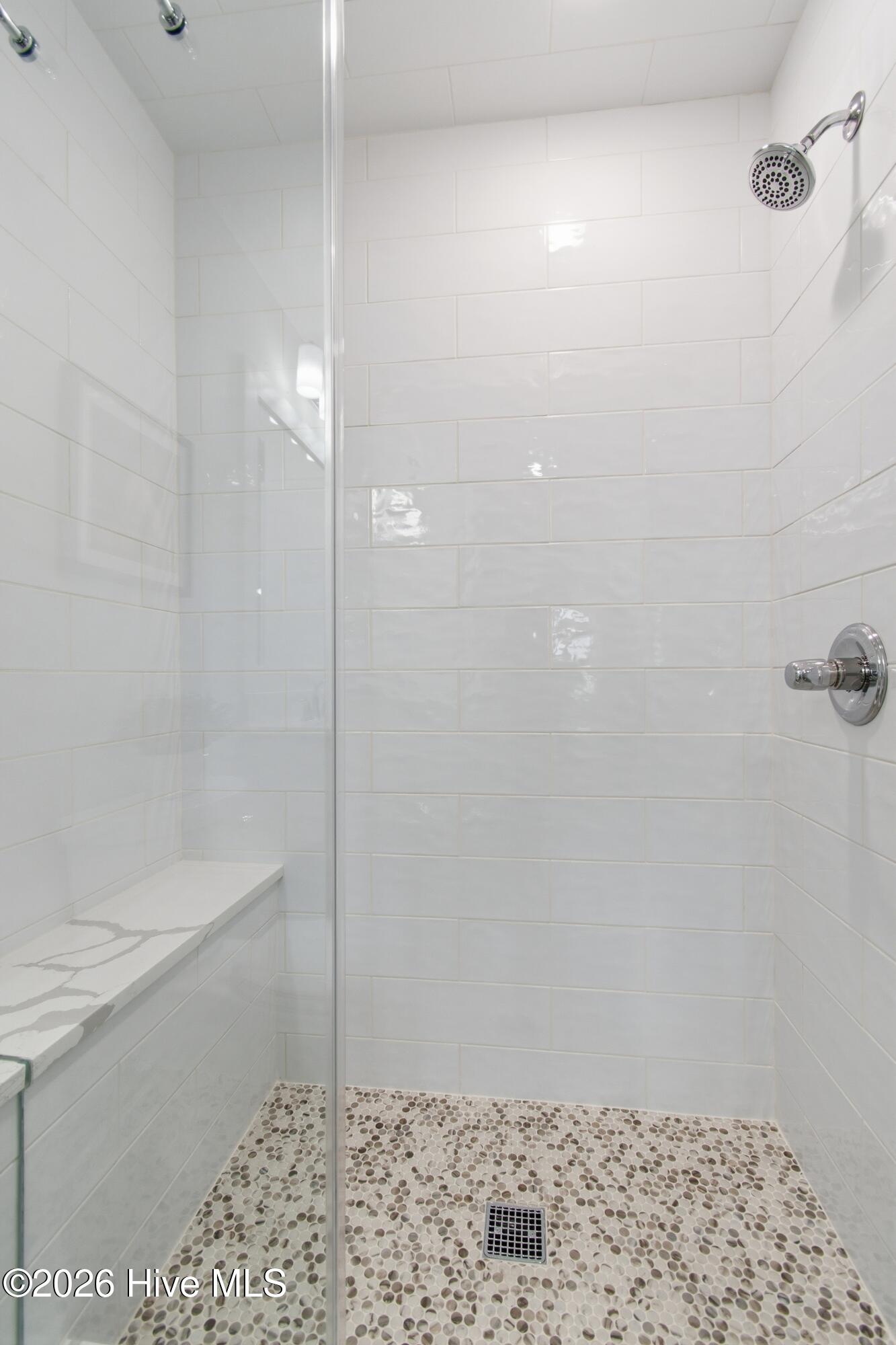 100562563 | Photo 20